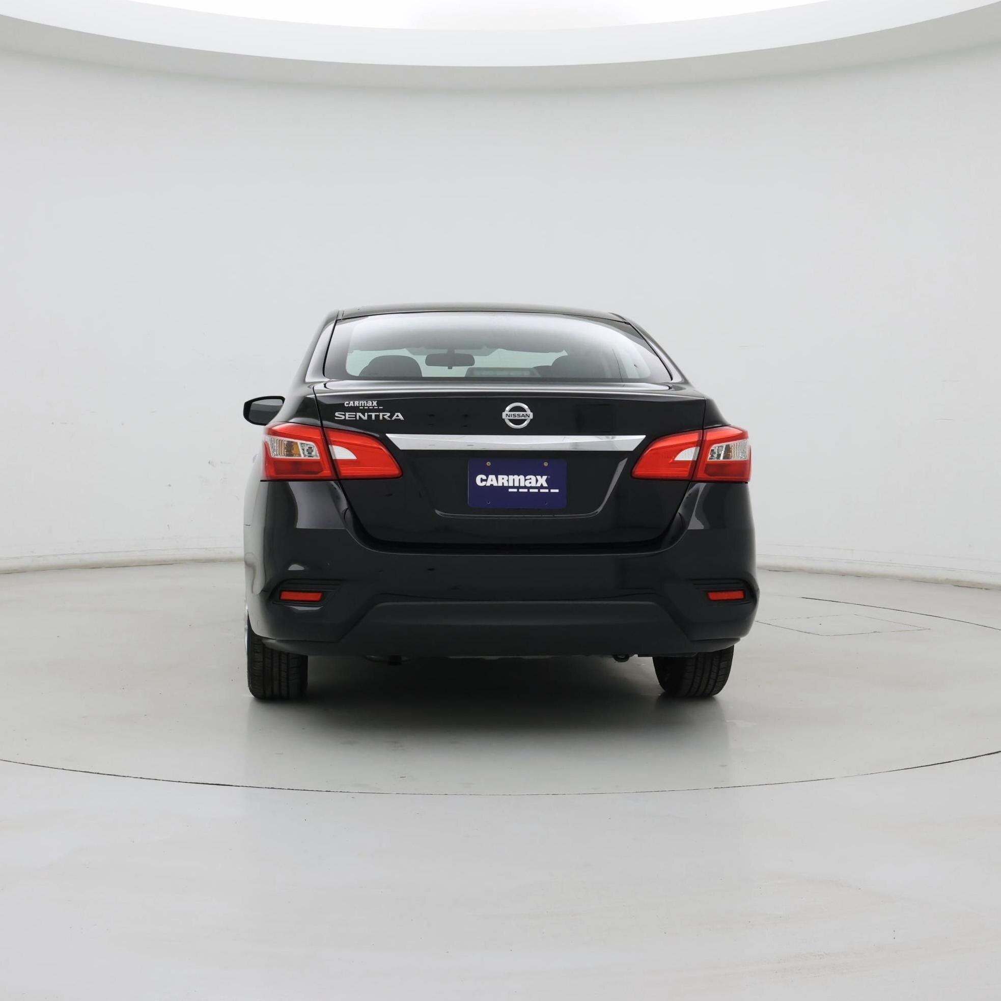 Thumbnail: 2016 Nissan Sentra - 6