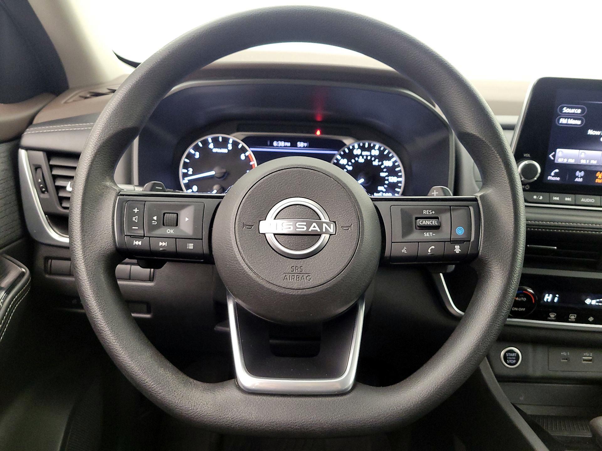 Thumbnail: 2023 Nissan Rogue - 10