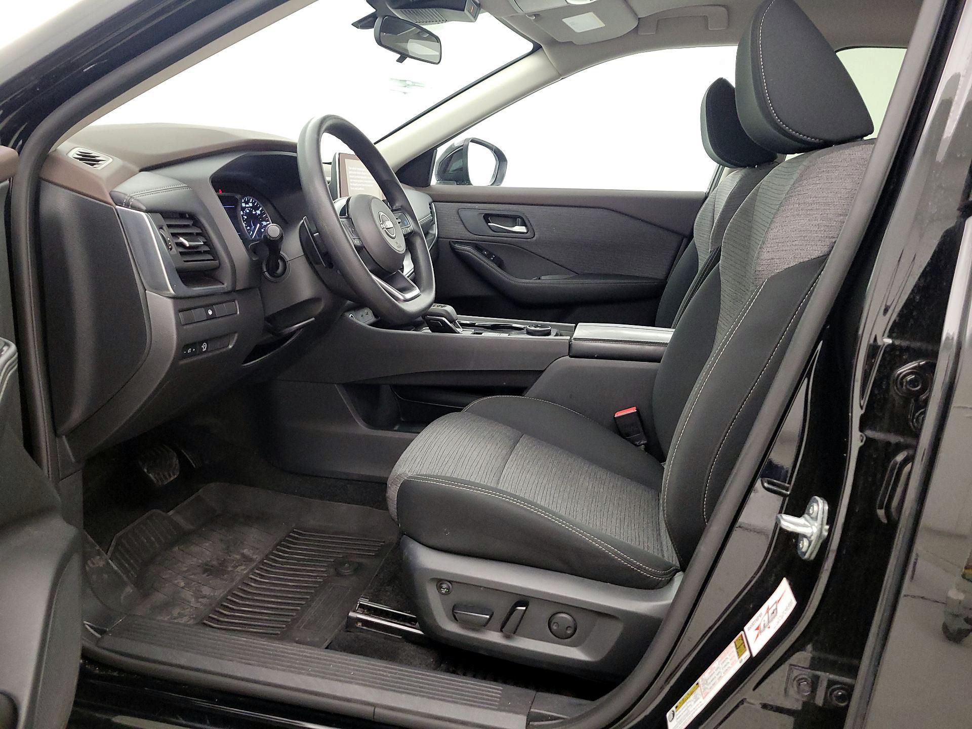 Thumbnail: 2023 Nissan Rogue - 11