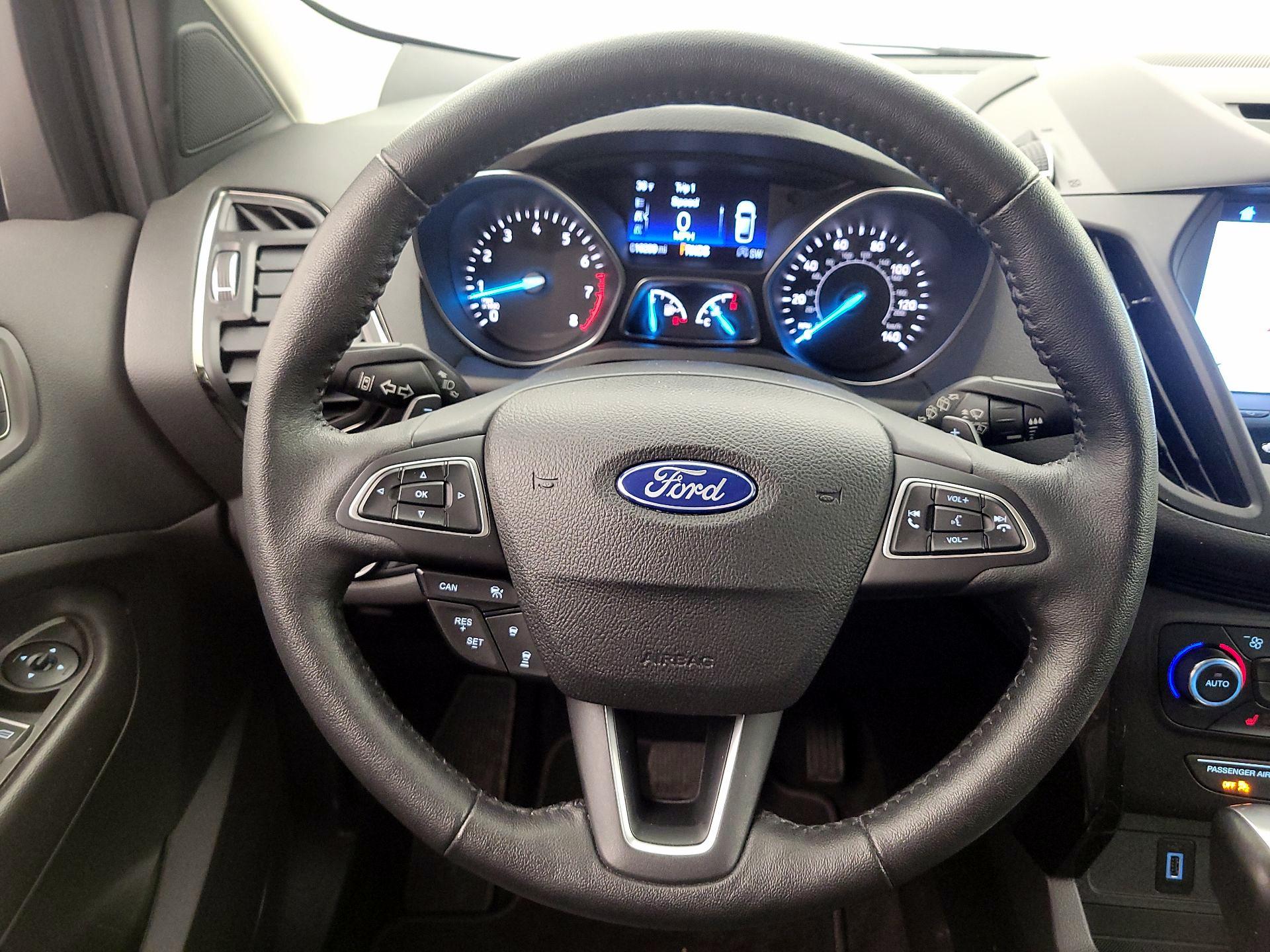 Thumbnail: 2017 Ford Escape - 10