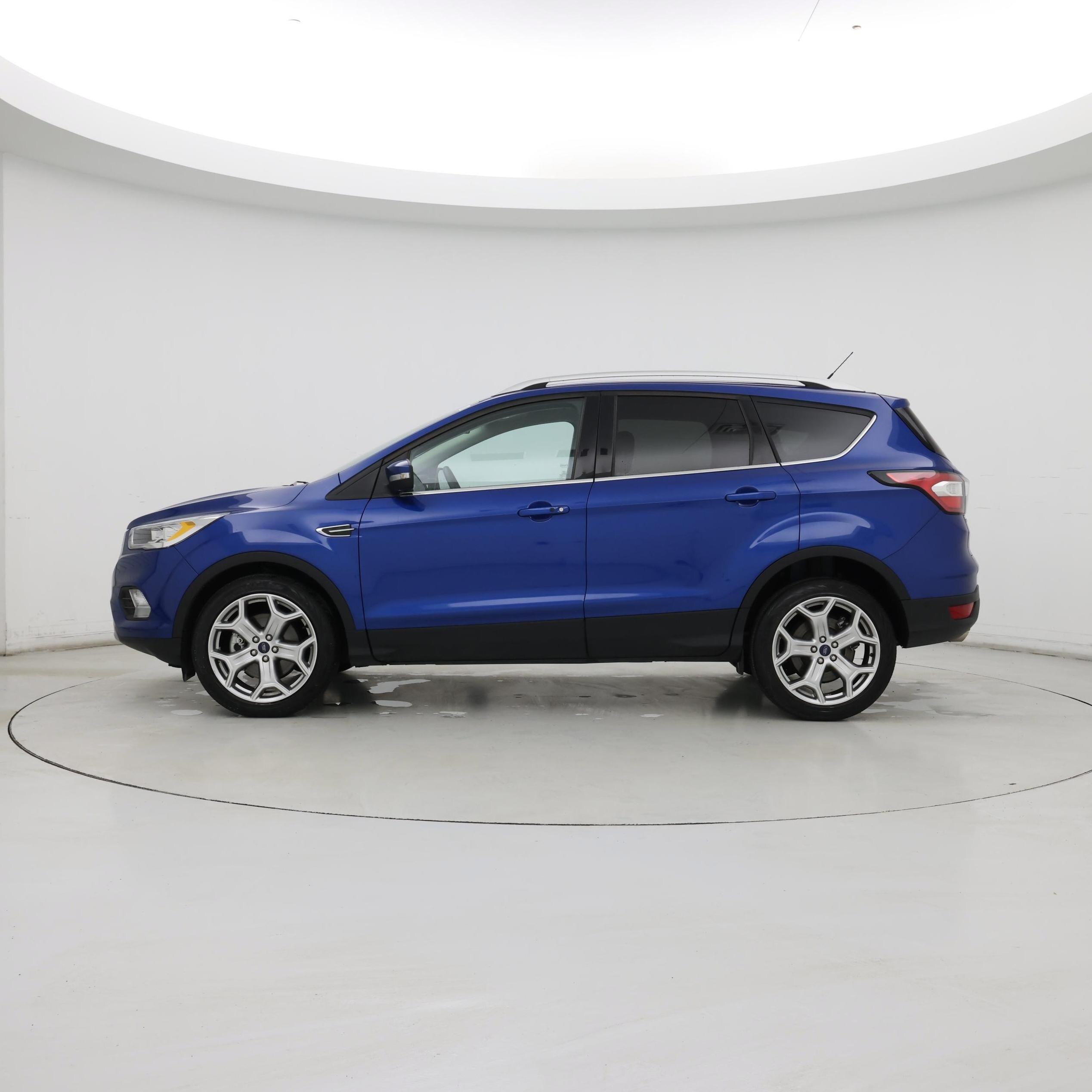Thumbnail: 2017 Ford Escape - 3