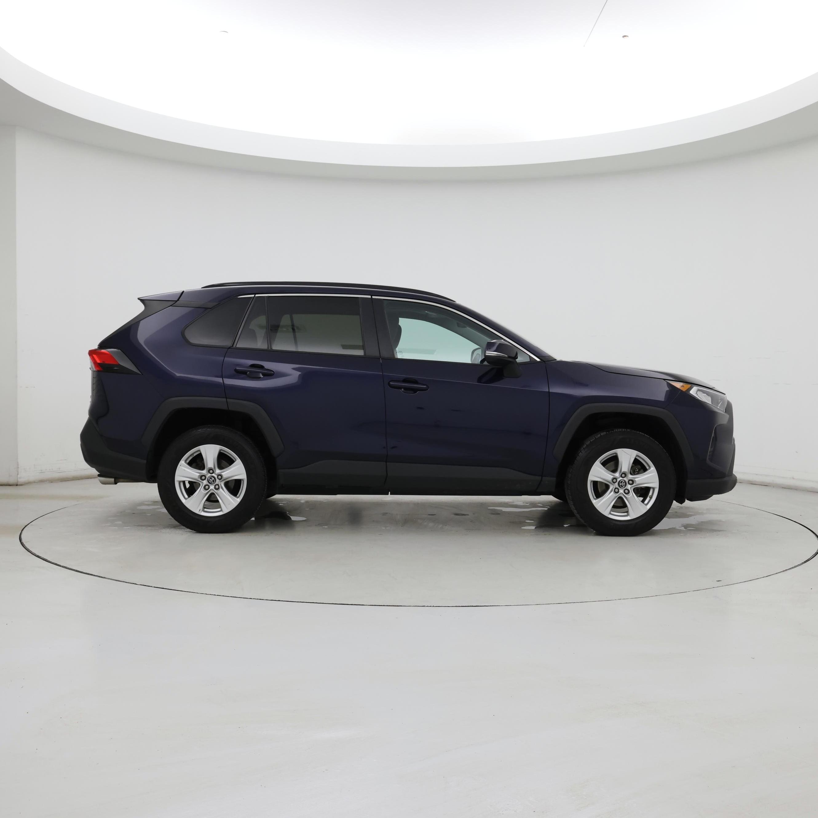 Thumbnail: 2019 Toyota RAV4 - 7