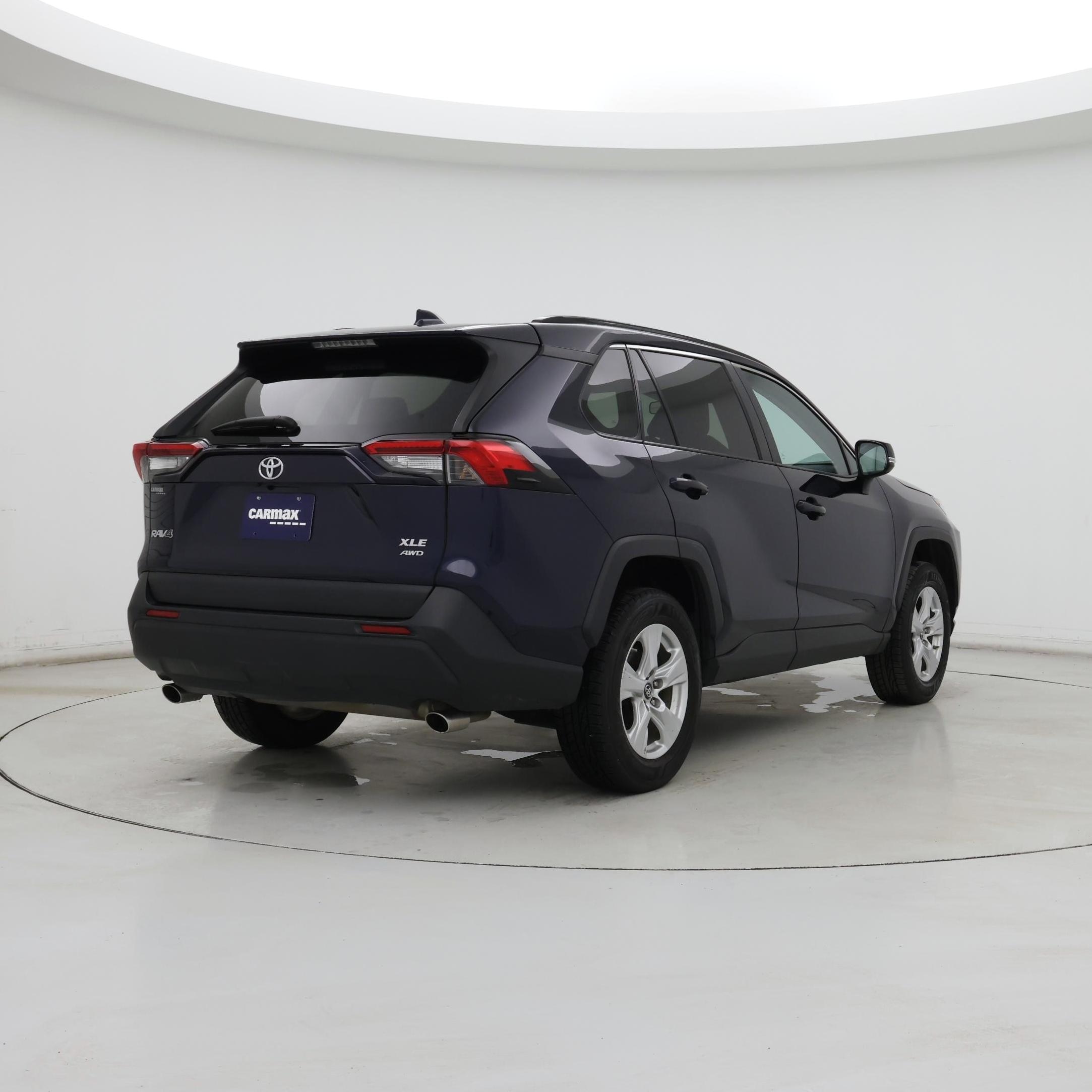 Thumbnail: 2019 Toyota RAV4 - 8