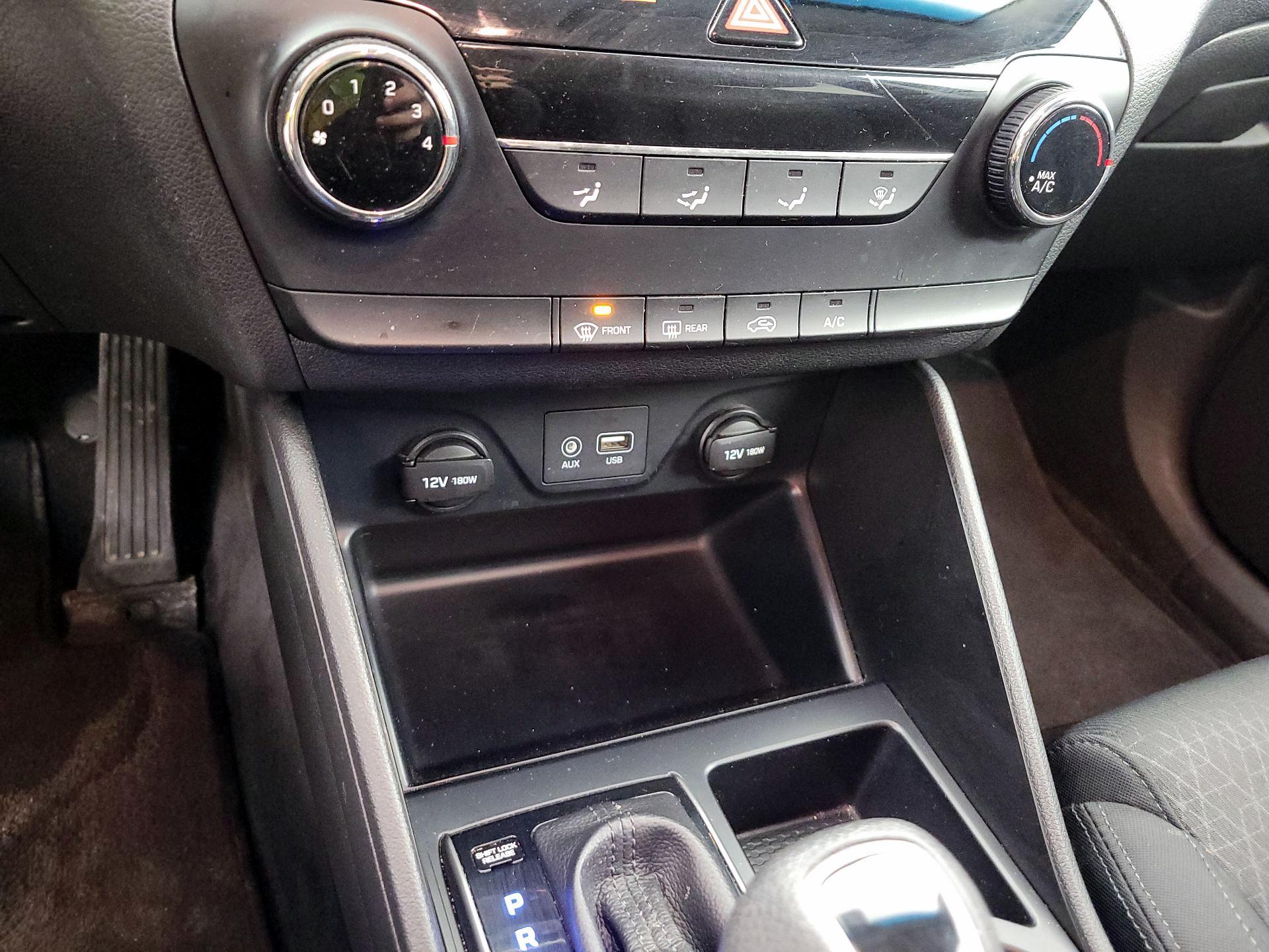 Thumbnail: 2017 Hyundai Tucson - 18