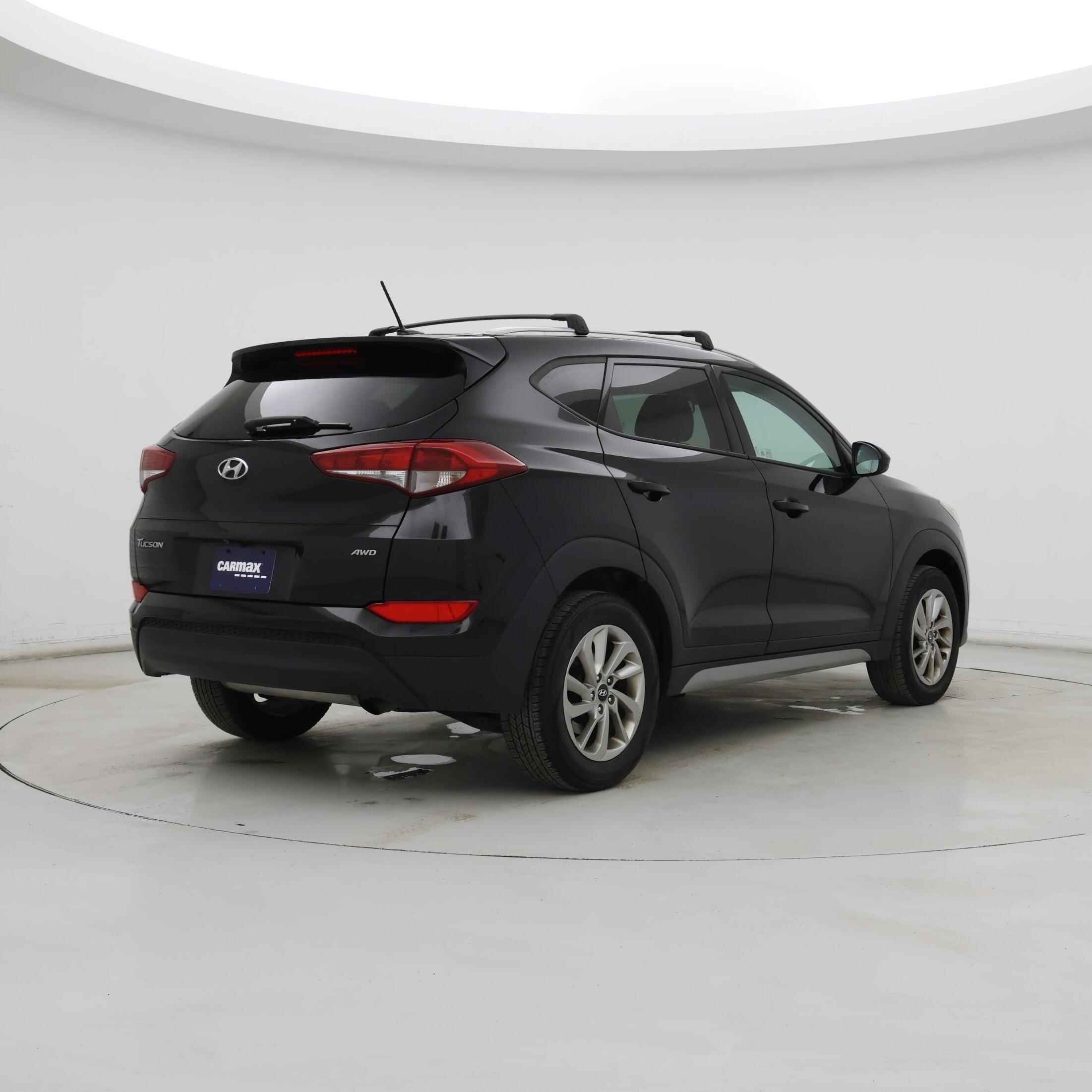 Thumbnail: 2017 Hyundai Tucson - 8