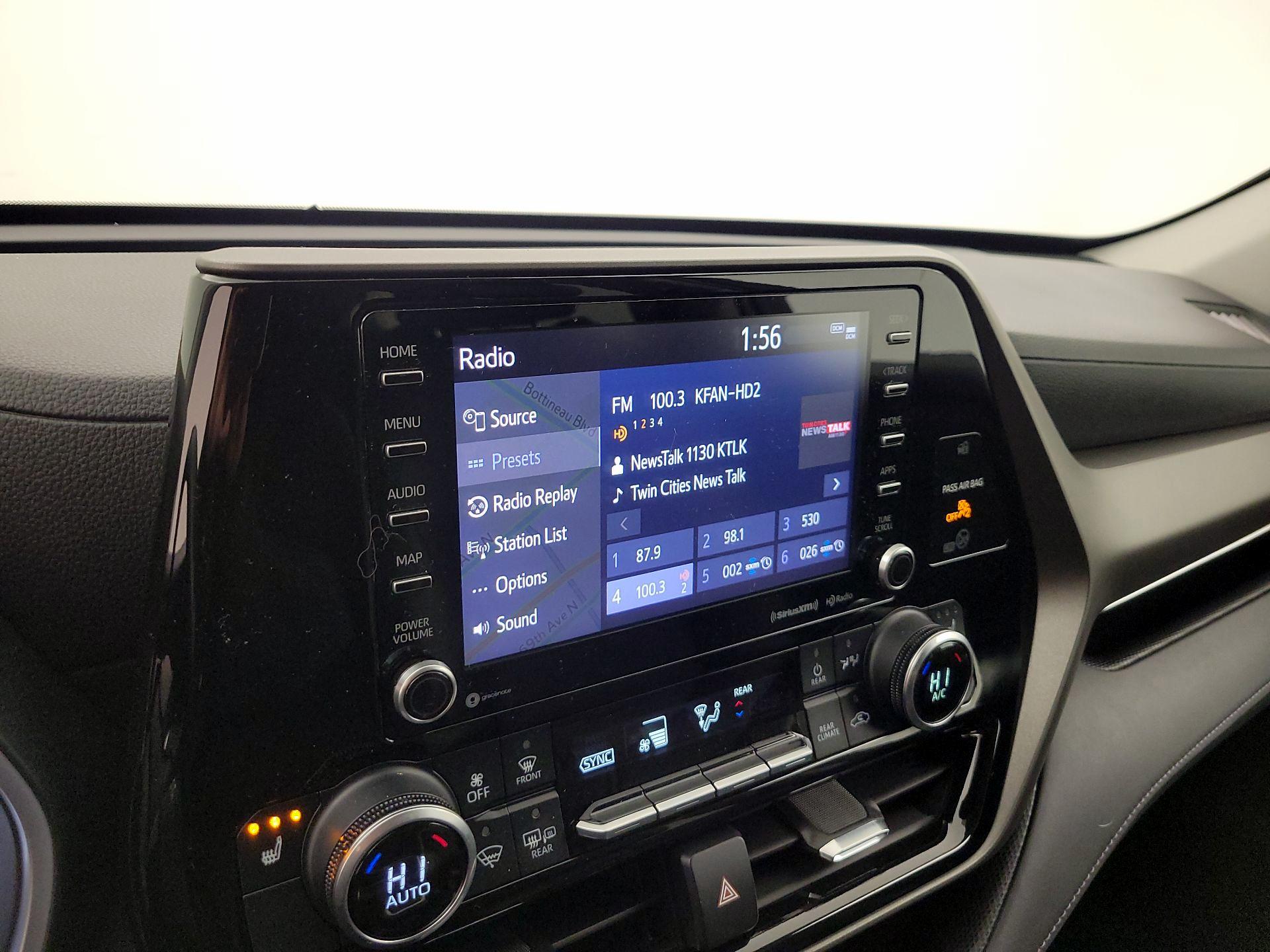 Thumbnail: 2021 Toyota Highlander - 16