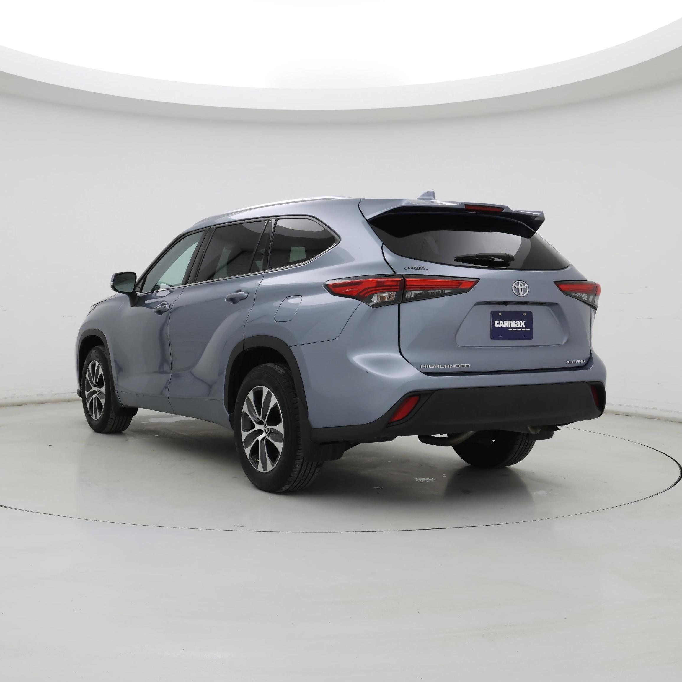 Thumbnail: 2021 Toyota Highlander - 2