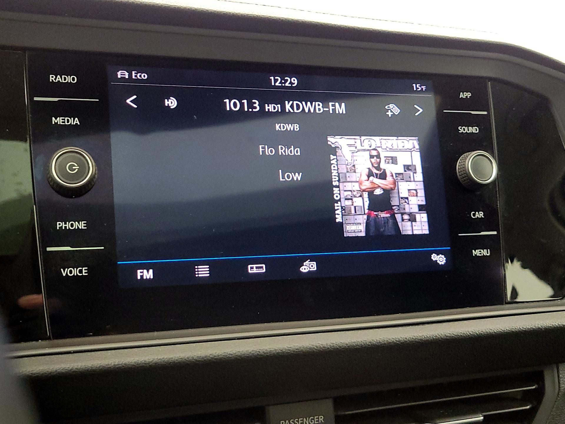 Thumbnail: 2019 Volkswagen Jetta - 15