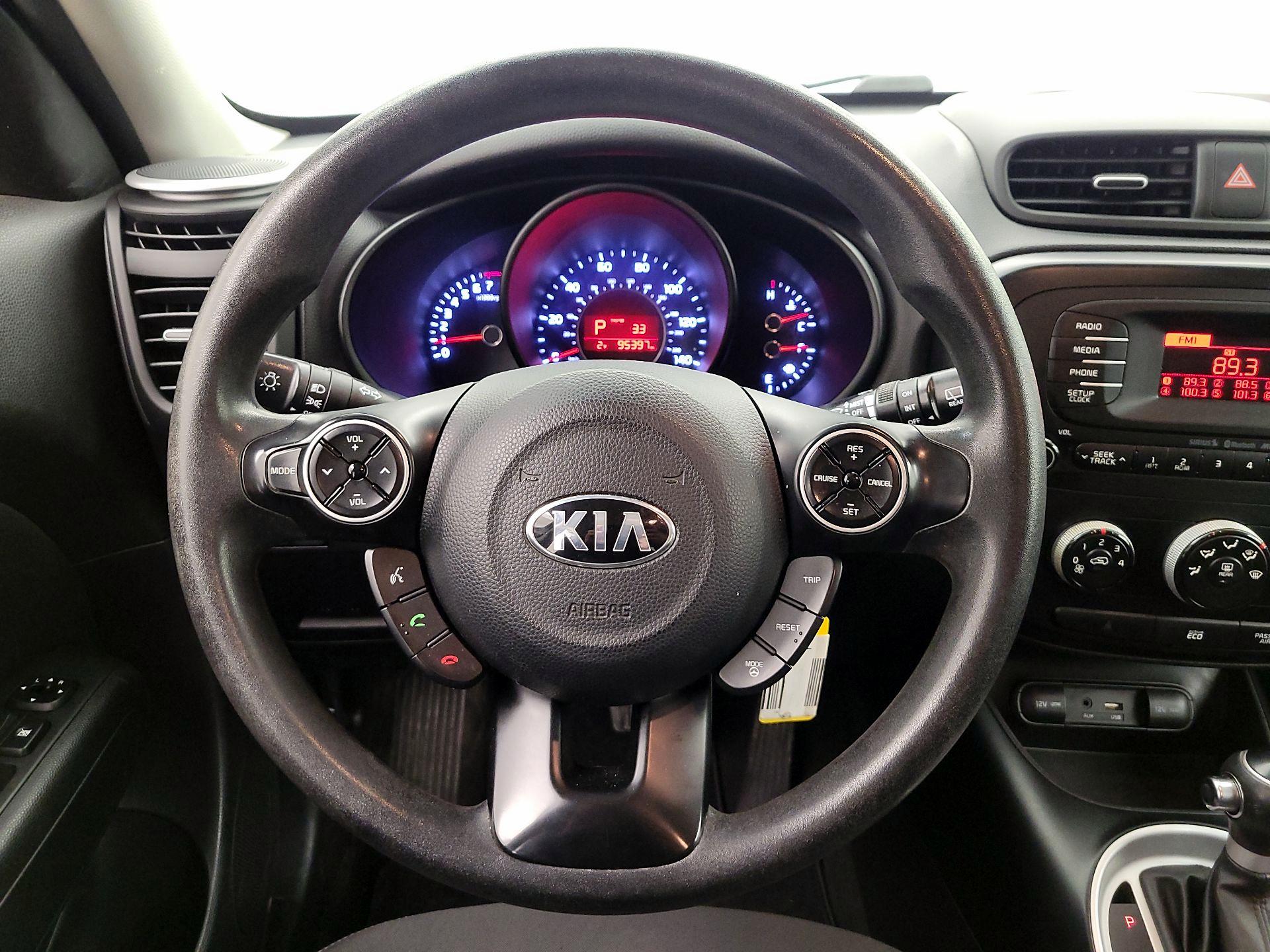Thumbnail: 2016 Kia Soul - 10