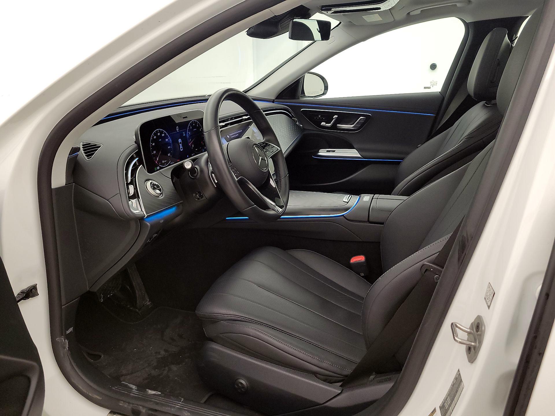 Thumbnail: 2025 Mercedes-Benz E-Class - 11