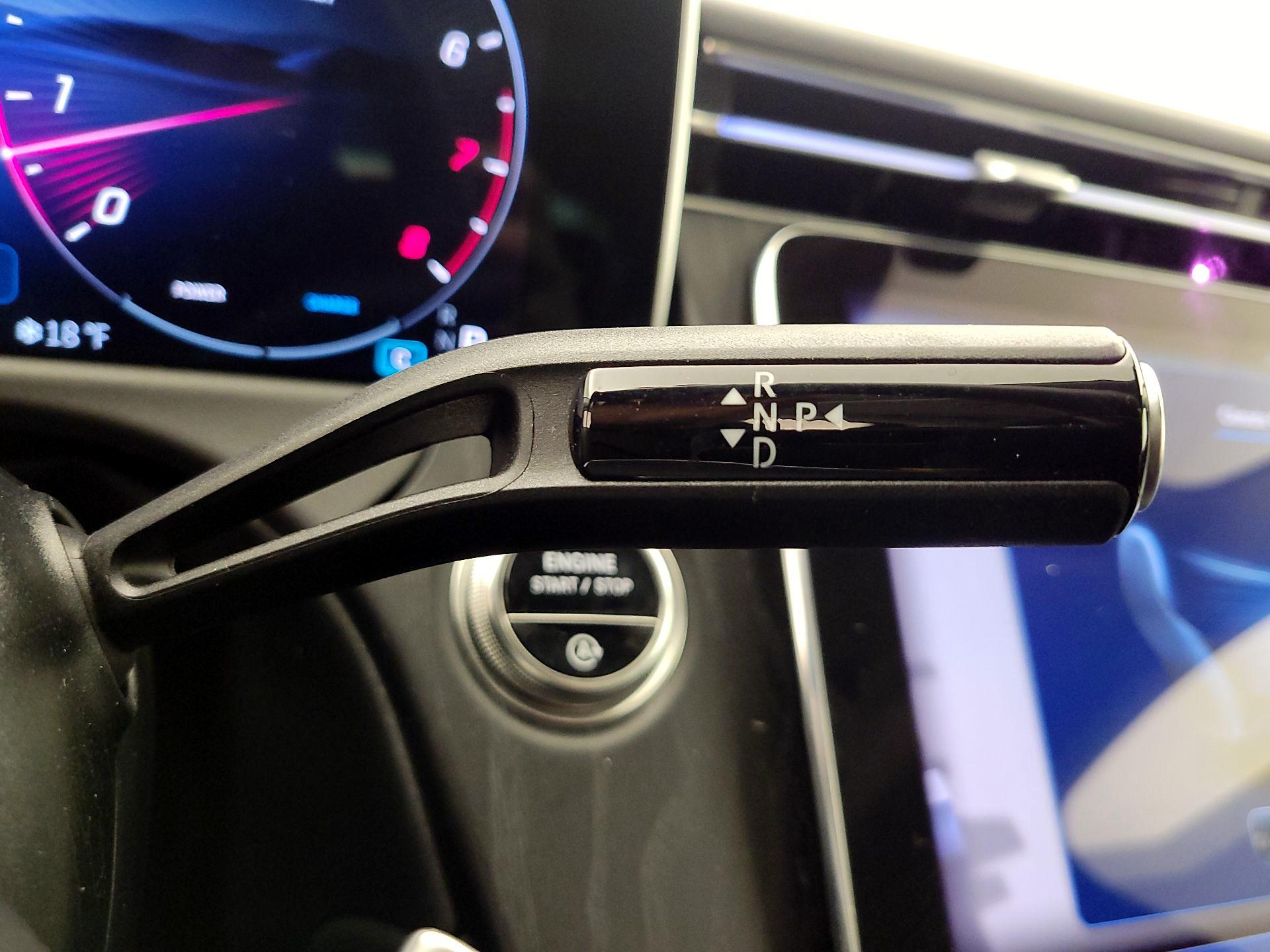 Thumbnail: 2025 Mercedes-Benz E-Class - 17