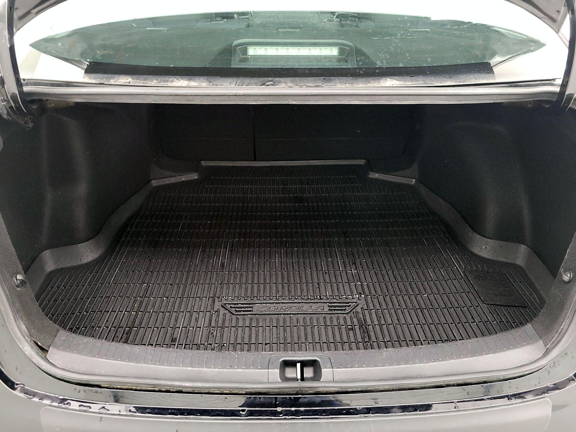 Thumbnail: 2024 Toyota Corolla - 20