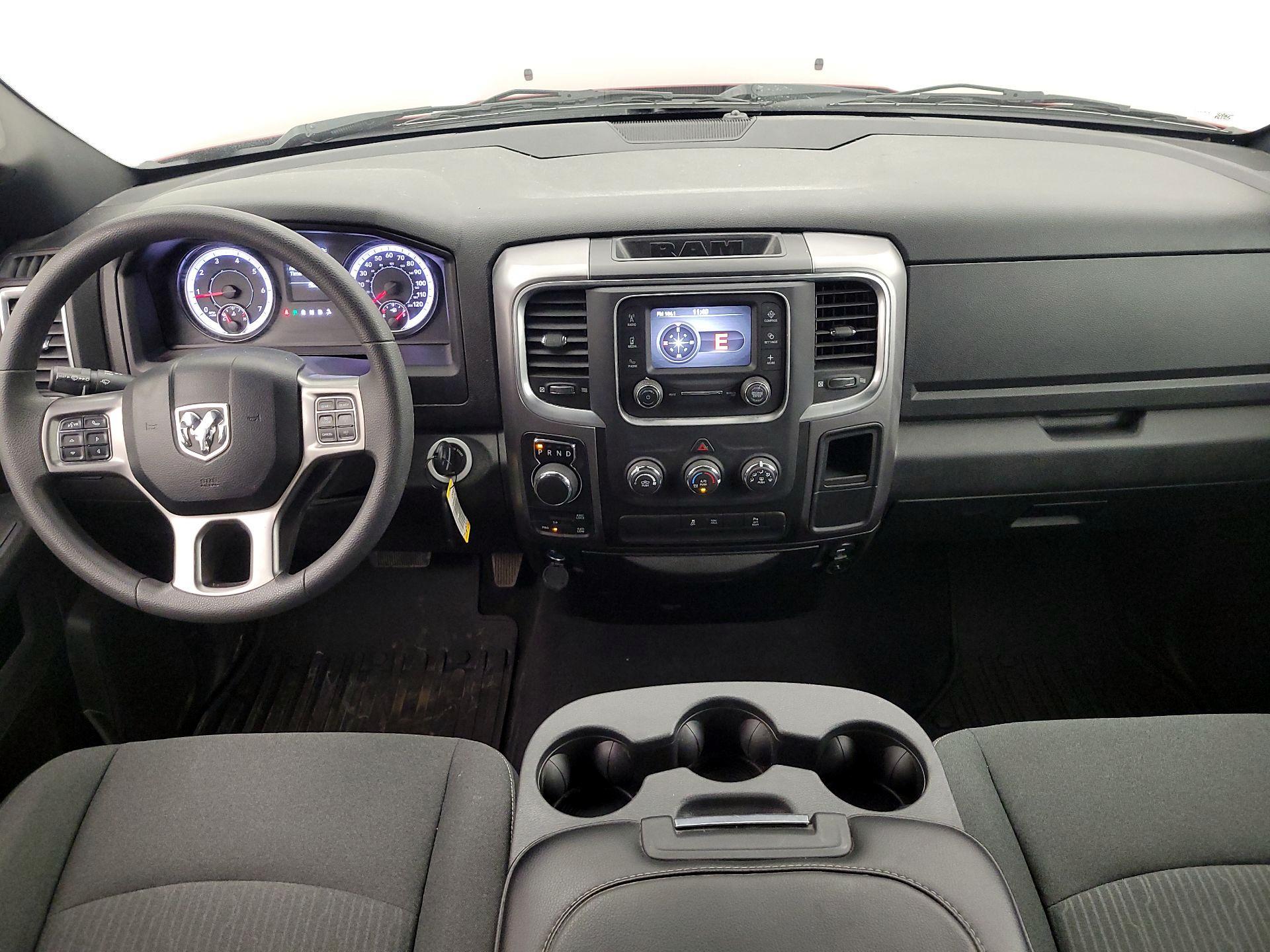 Thumbnail: 2021 RAM 1500 Classic - 9