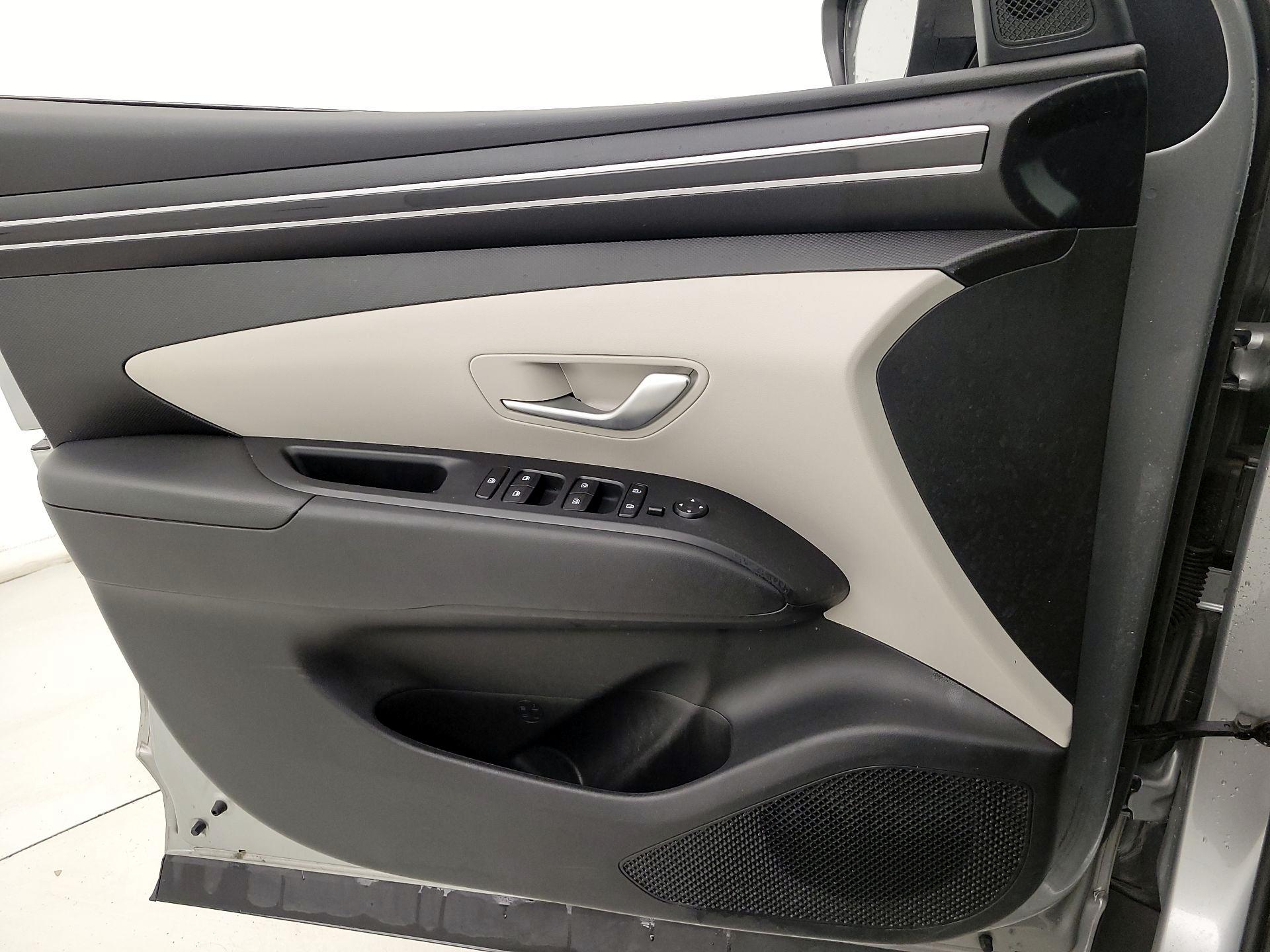 Thumbnail: 2023 Hyundai Tucson - 12