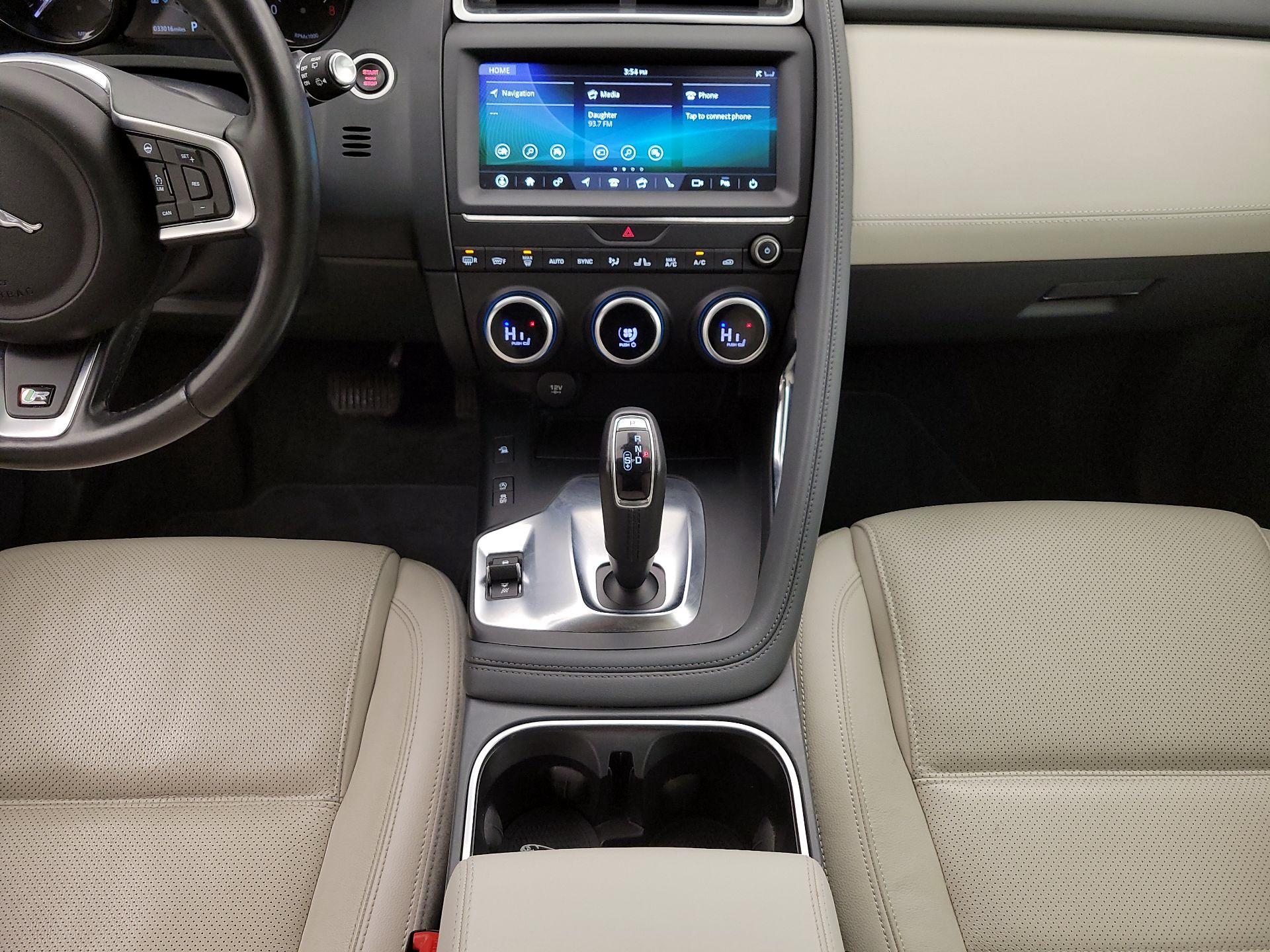 Thumbnail: 2020 Jaguar E-Pace - 18