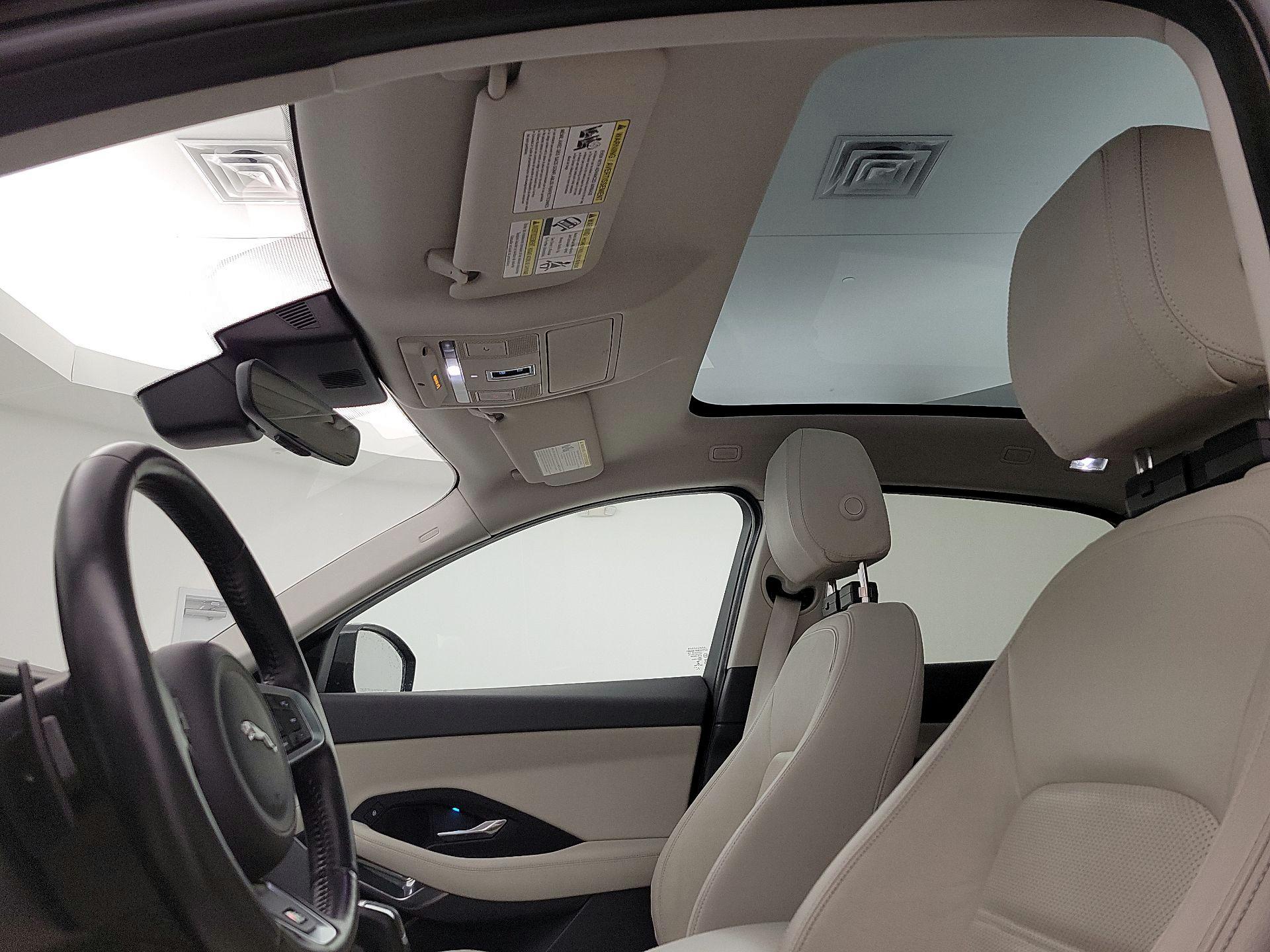 Thumbnail: 2020 Jaguar E-Pace - 20