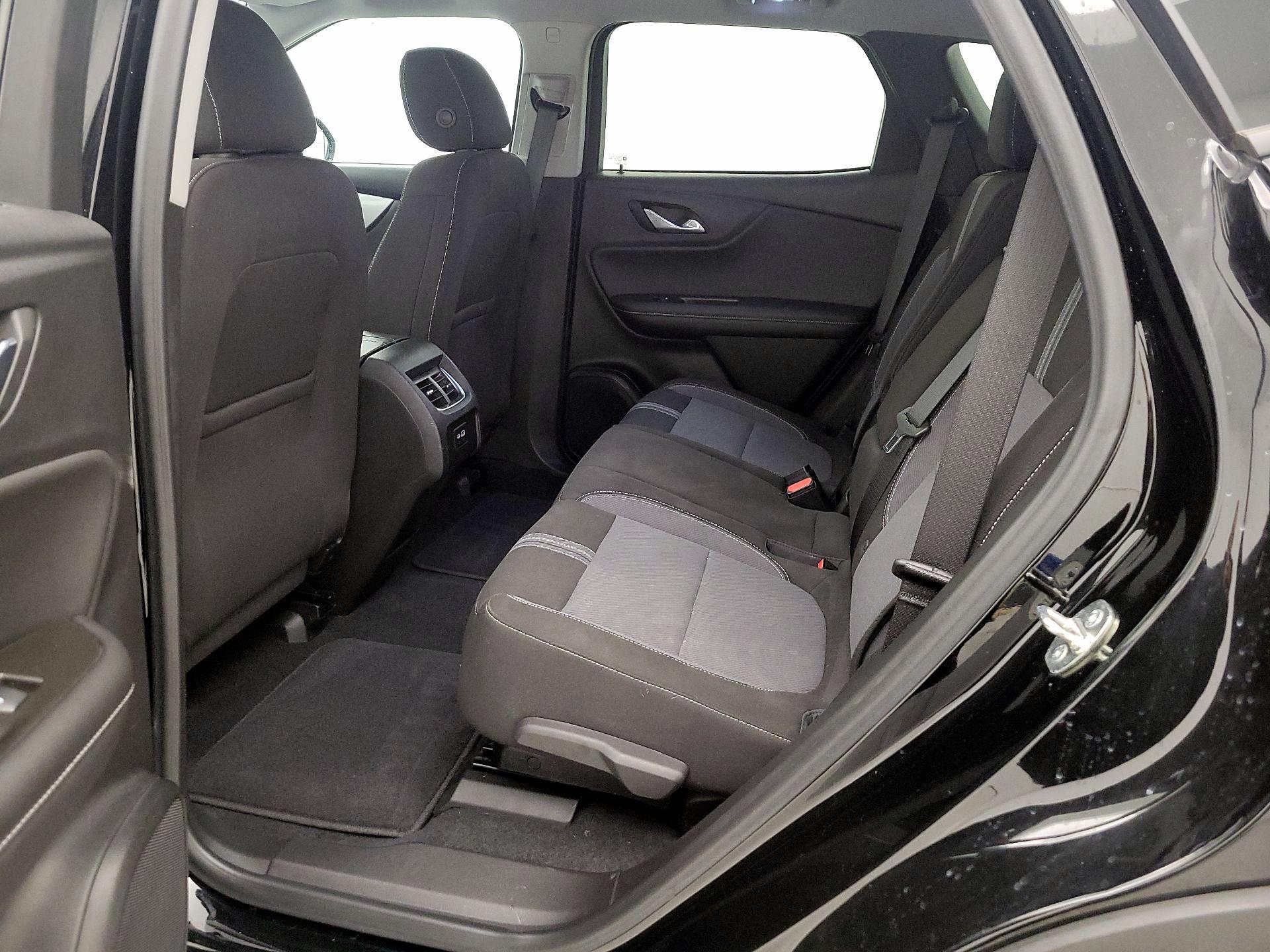 Thumbnail: 2023 Chevrolet Blazer - 20