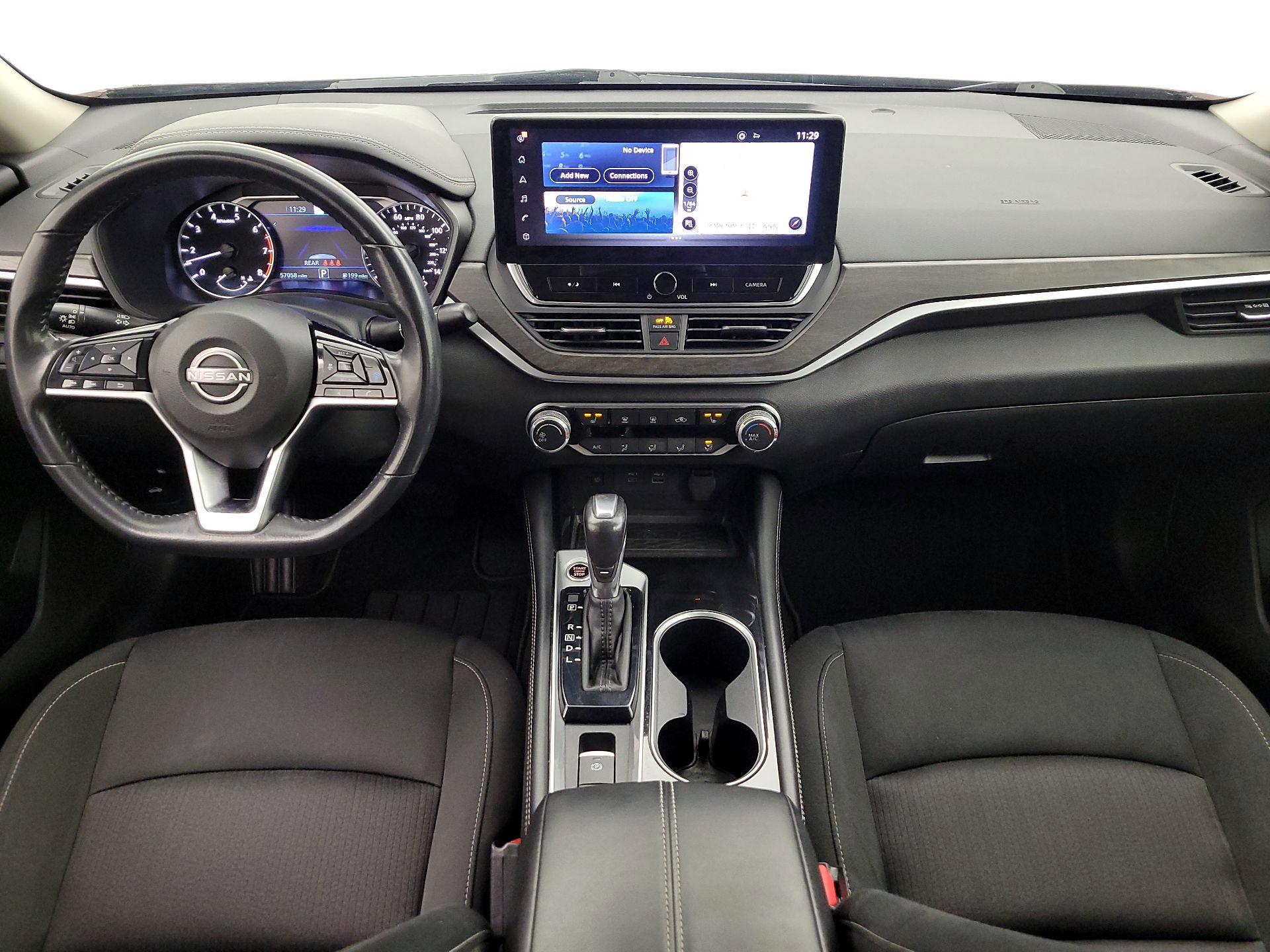 Thumbnail: 2023 Nissan Altima - 9