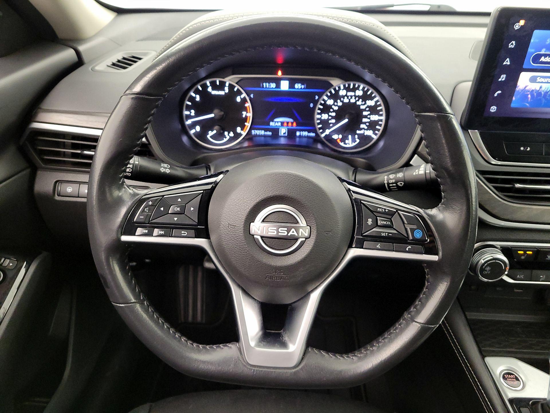 Thumbnail: 2023 Nissan Altima - 10