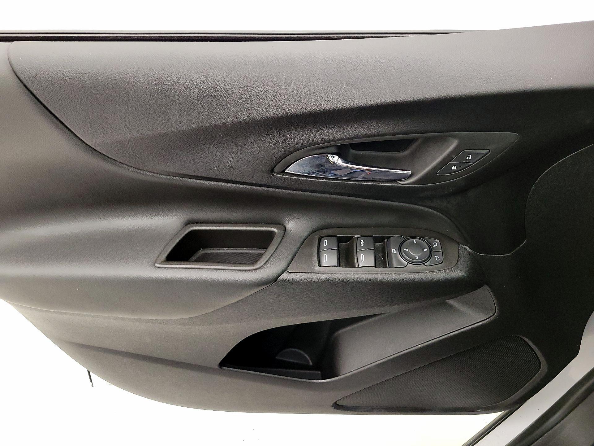 Thumbnail: 2023 Chevrolet Equinox - 12