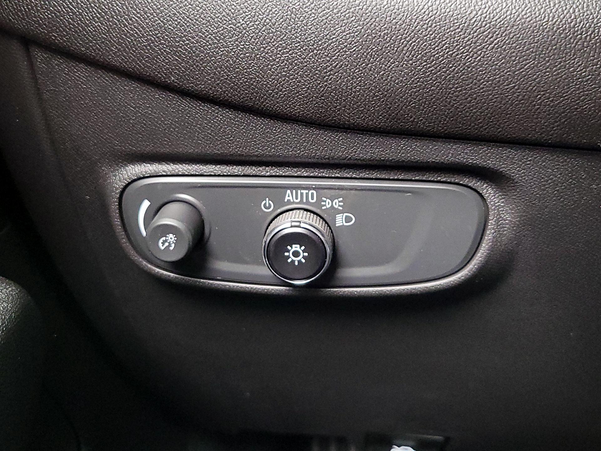 Thumbnail: 2023 Chevrolet Equinox - 13