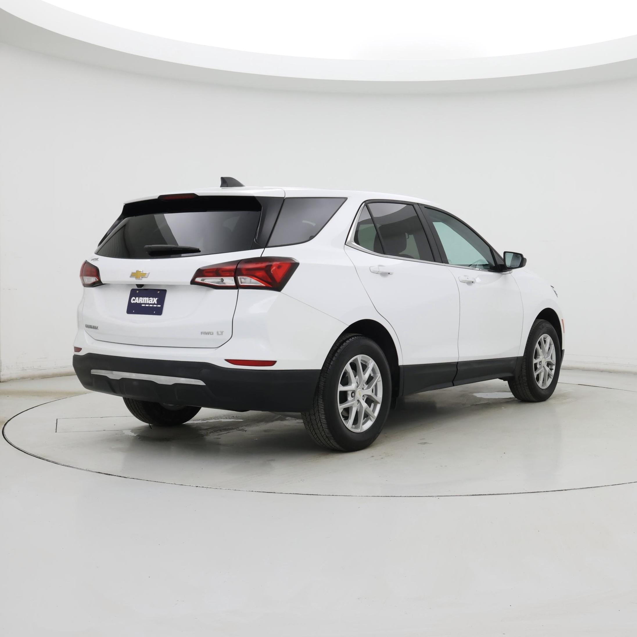 Thumbnail: 2023 Chevrolet Equinox - 8