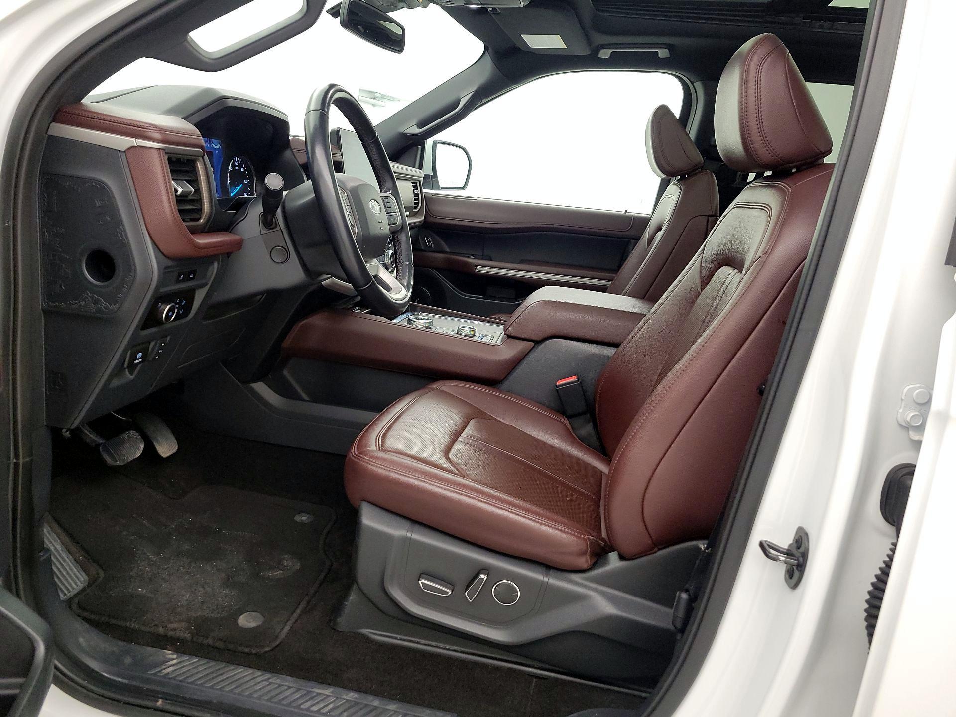 Thumbnail: 2023 Ford Expedition - 11