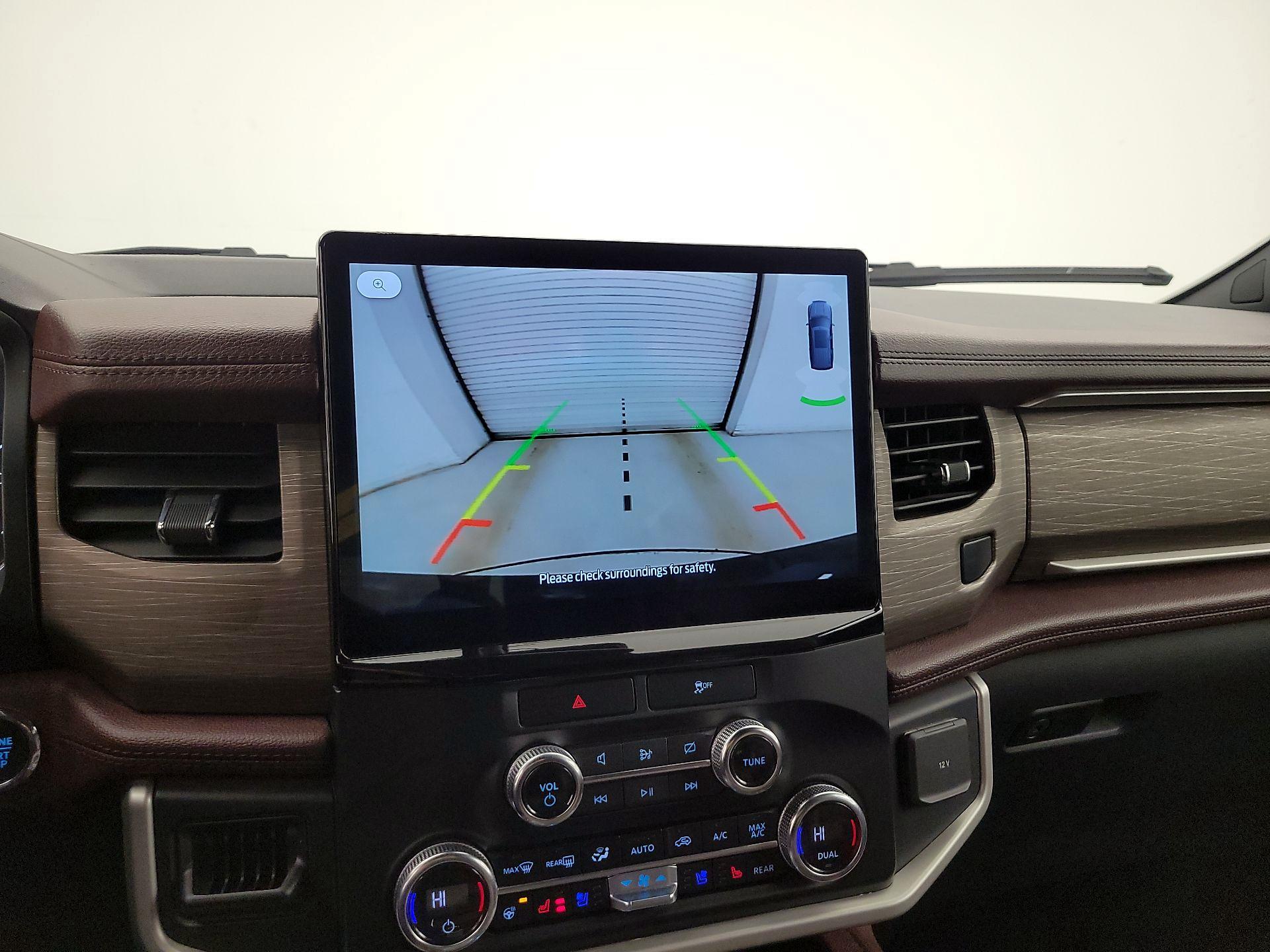 Thumbnail: 2023 Ford Expedition - 15