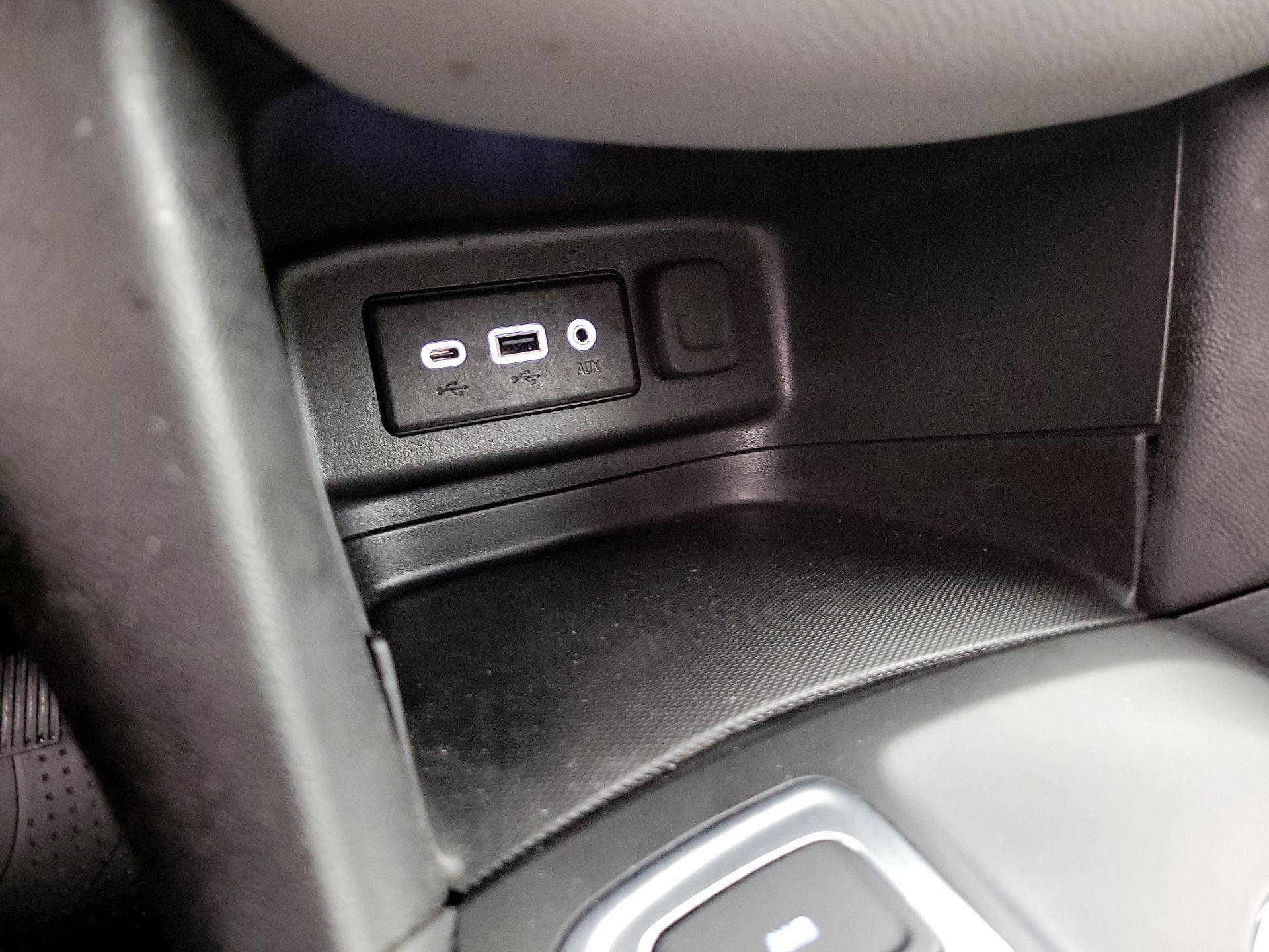 Thumbnail: 2023 Chevrolet Equinox - 18