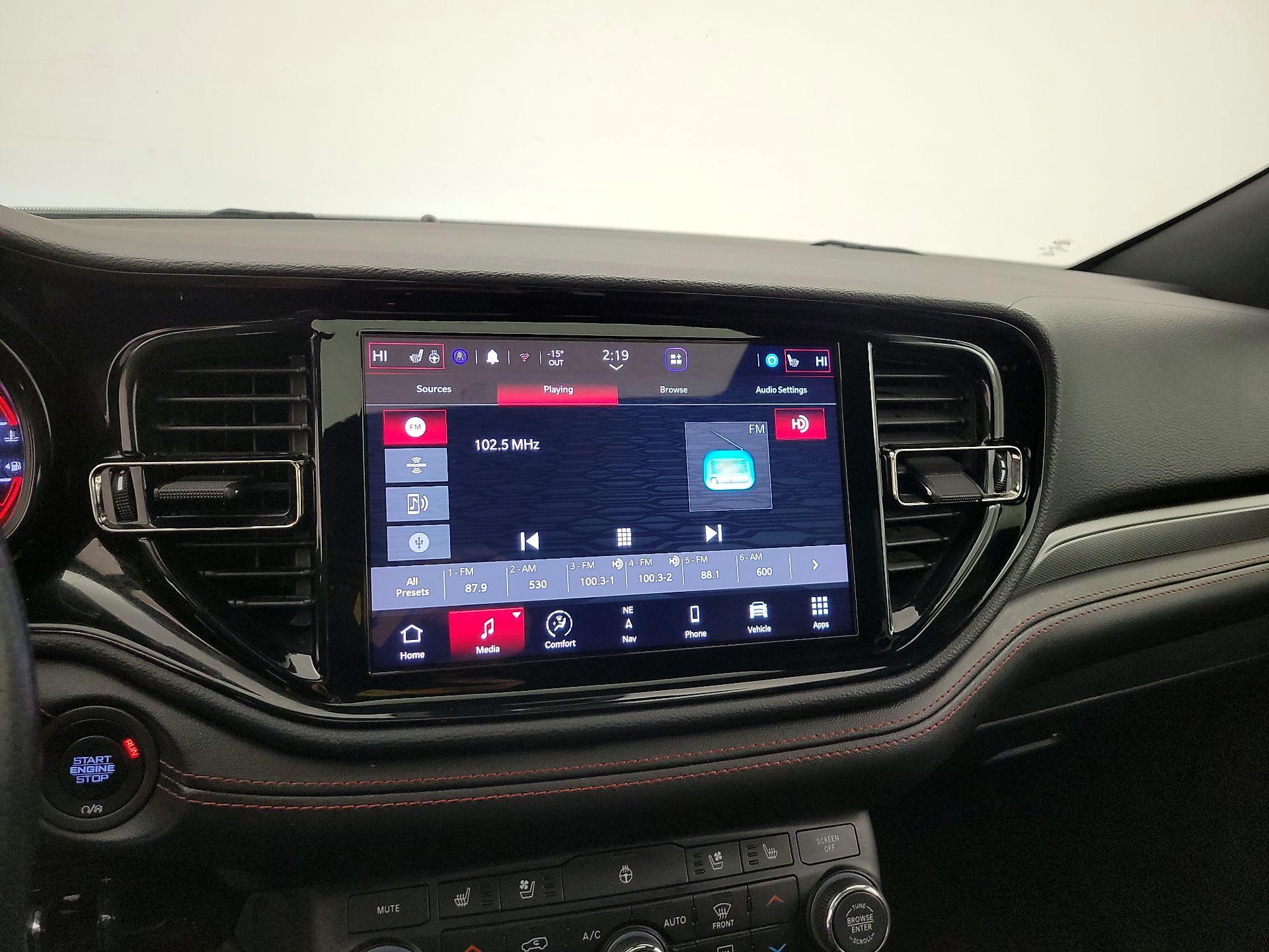 Thumbnail: 2023 Dodge Durango - 16