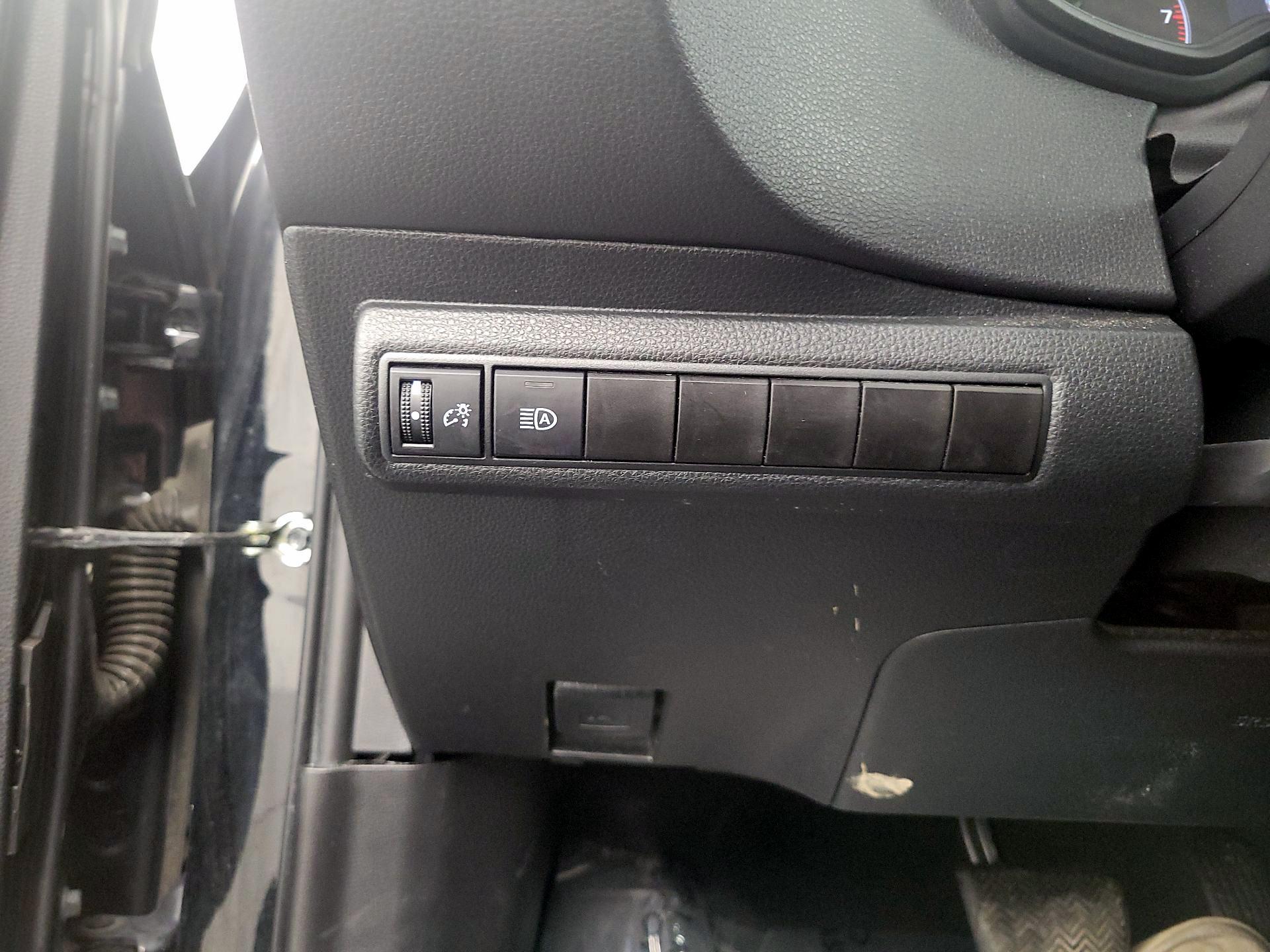 Thumbnail: 2024 Toyota Corolla - 13