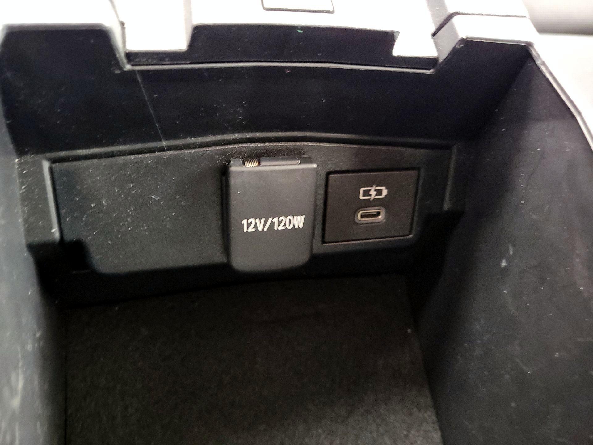 Thumbnail: 2024 Toyota Corolla - 18