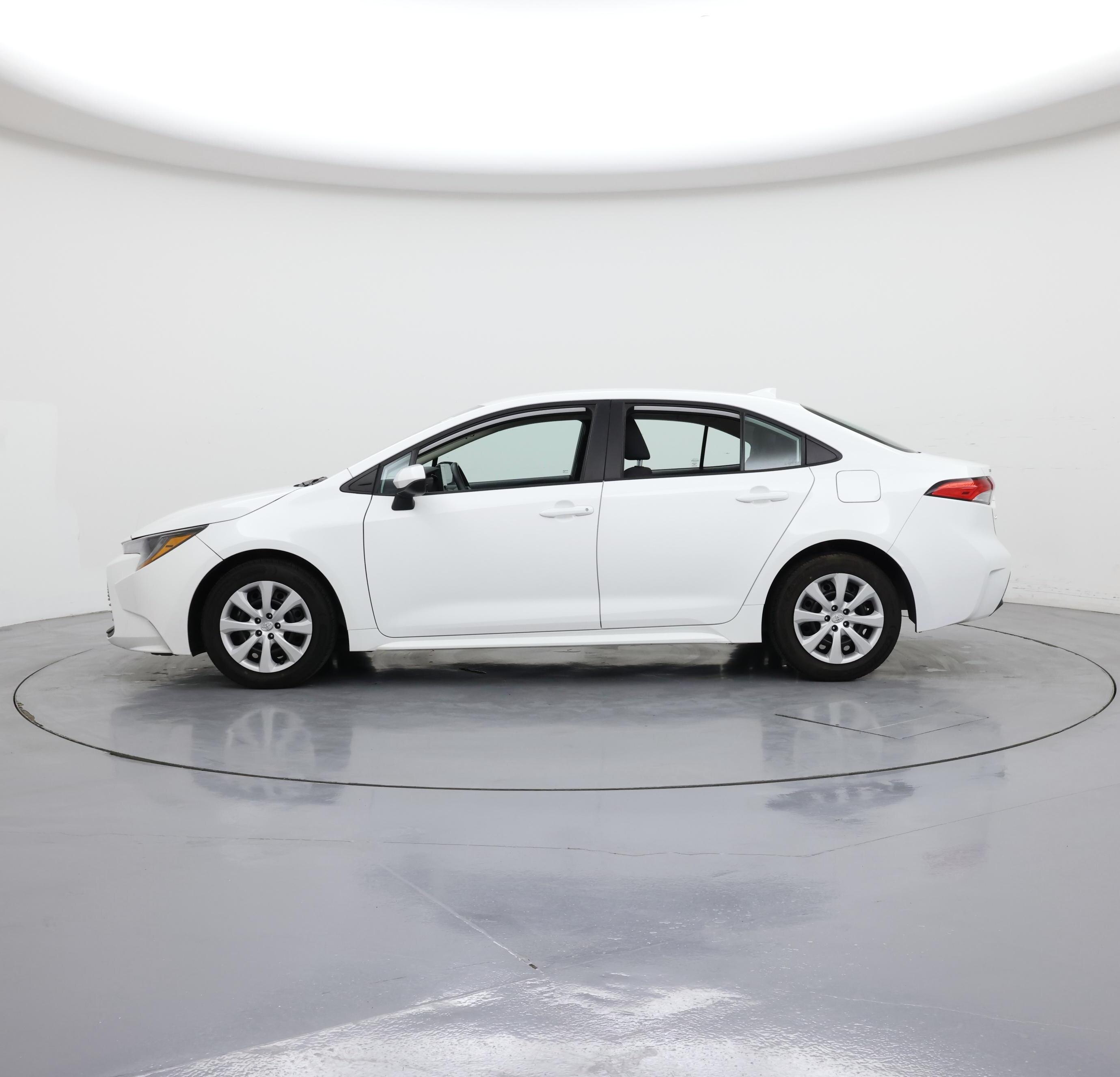 Thumbnail: 2024 Toyota Corolla - 3