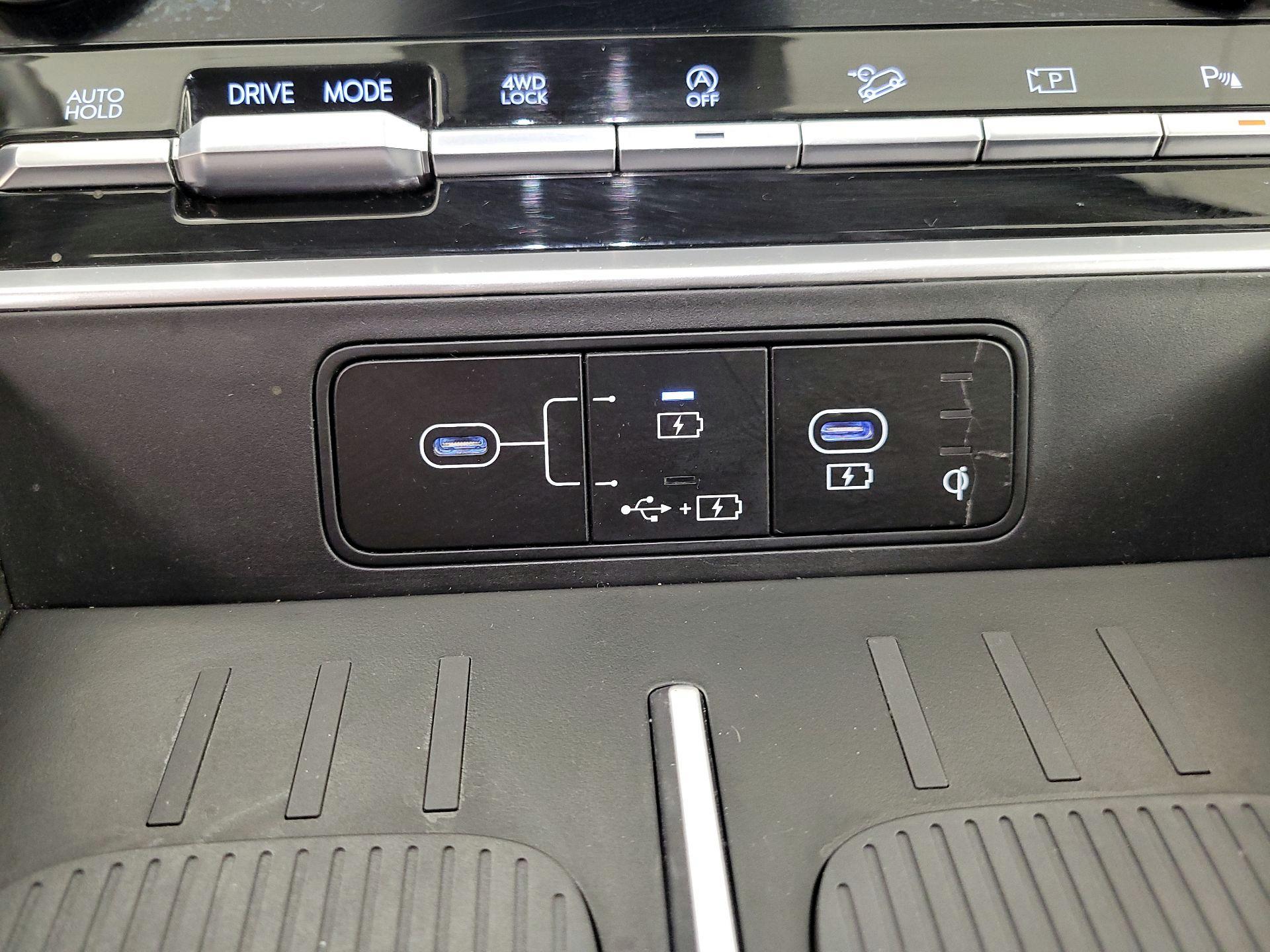 Thumbnail: 2024 Hyundai Santa Fe - 18