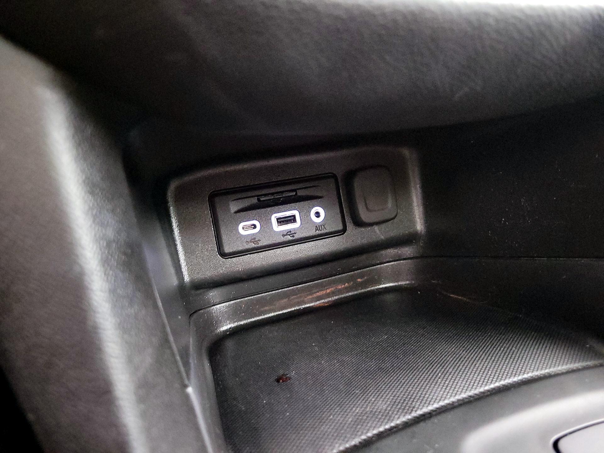 Thumbnail: 2023 Chevrolet Equinox - 19