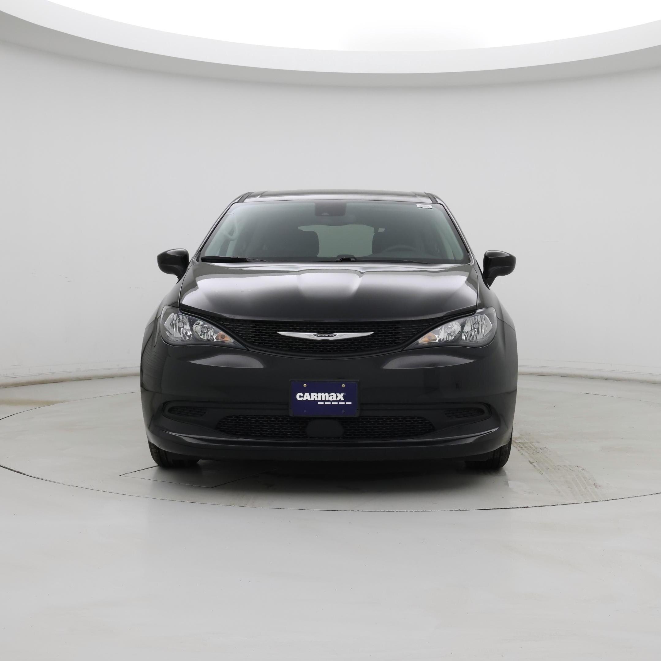 Thumbnail: 2023 Chrysler Voyager - 5