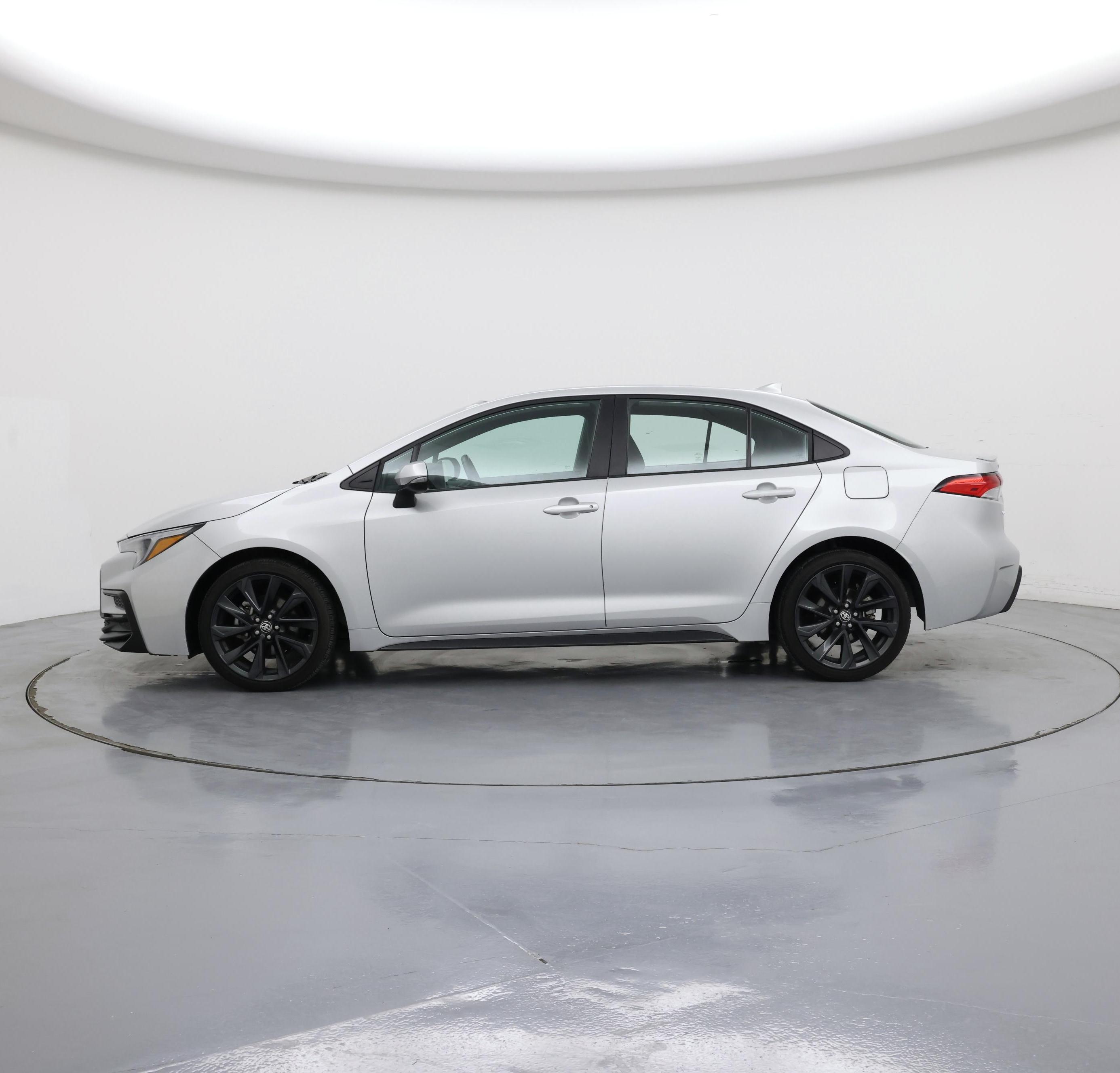 Thumbnail: 2024 Toyota Corolla - 3