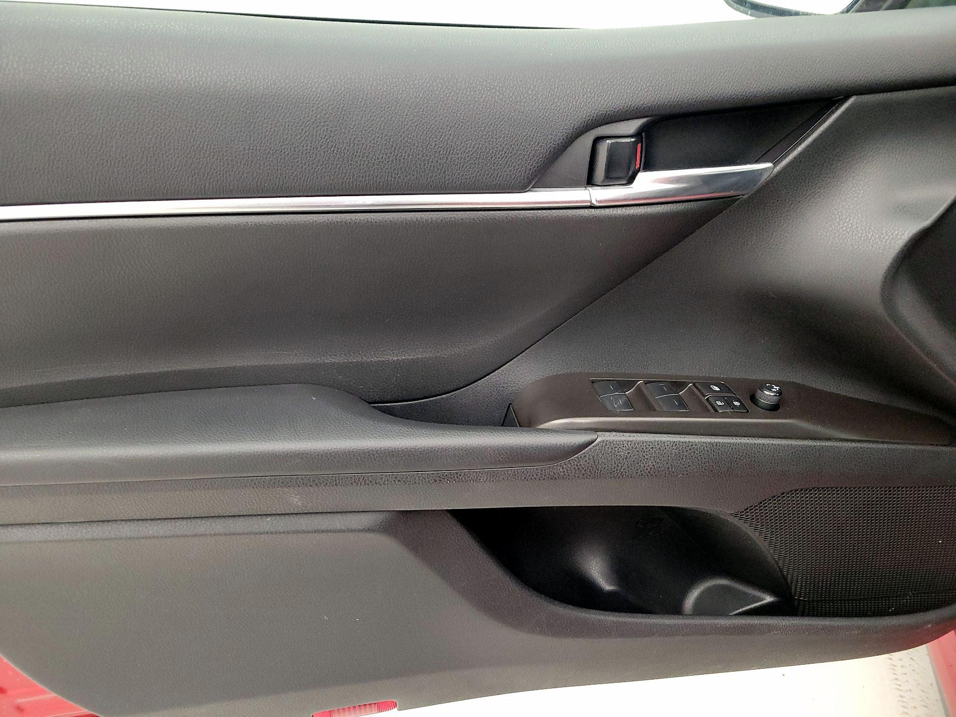 Thumbnail: 2024 Toyota Camry - 12