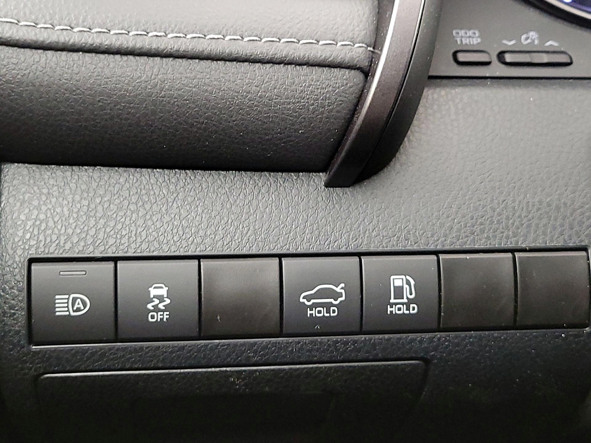 Thumbnail: 2024 Toyota Camry - 13