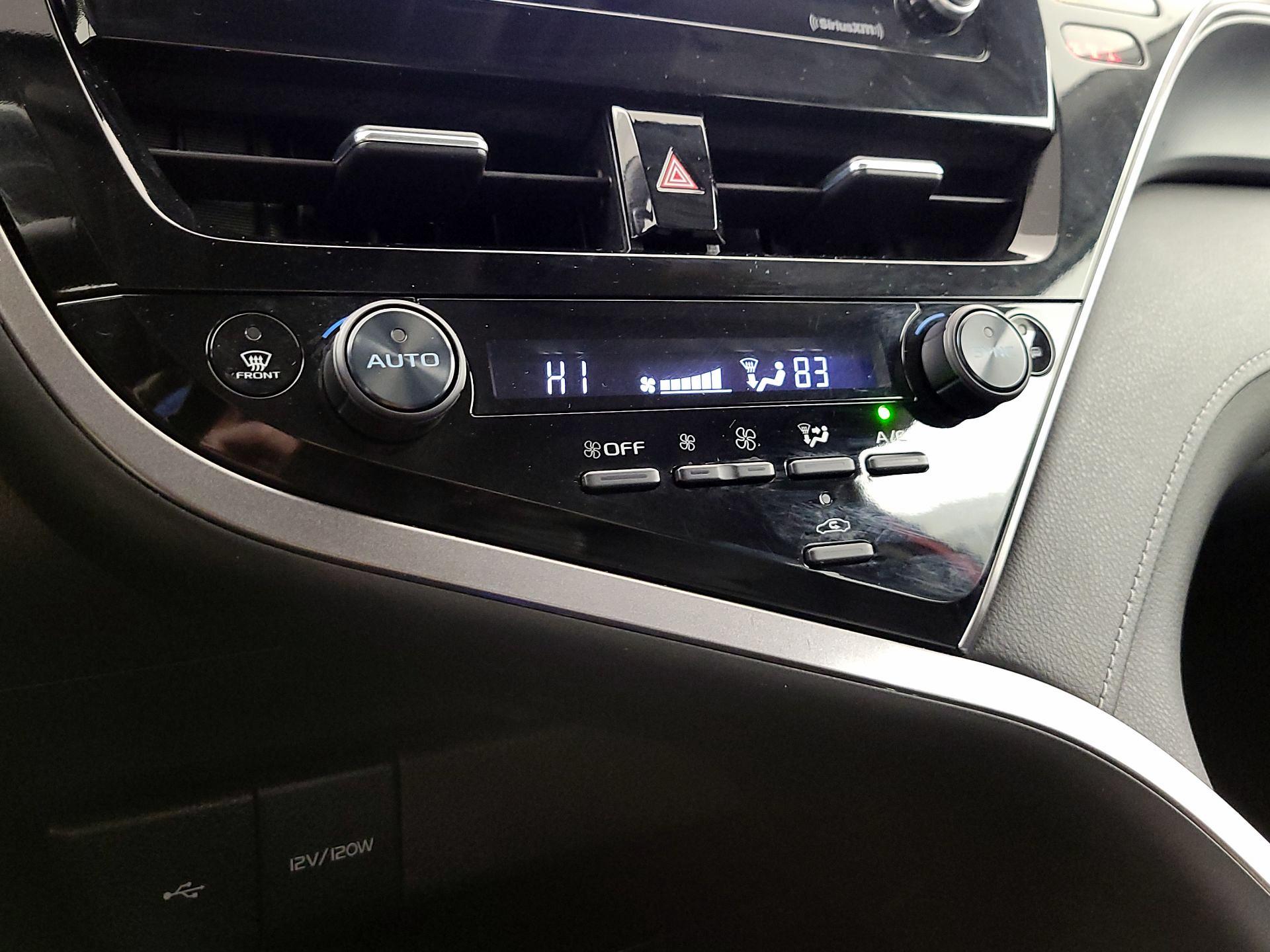 Thumbnail: 2024 Toyota Camry - 16