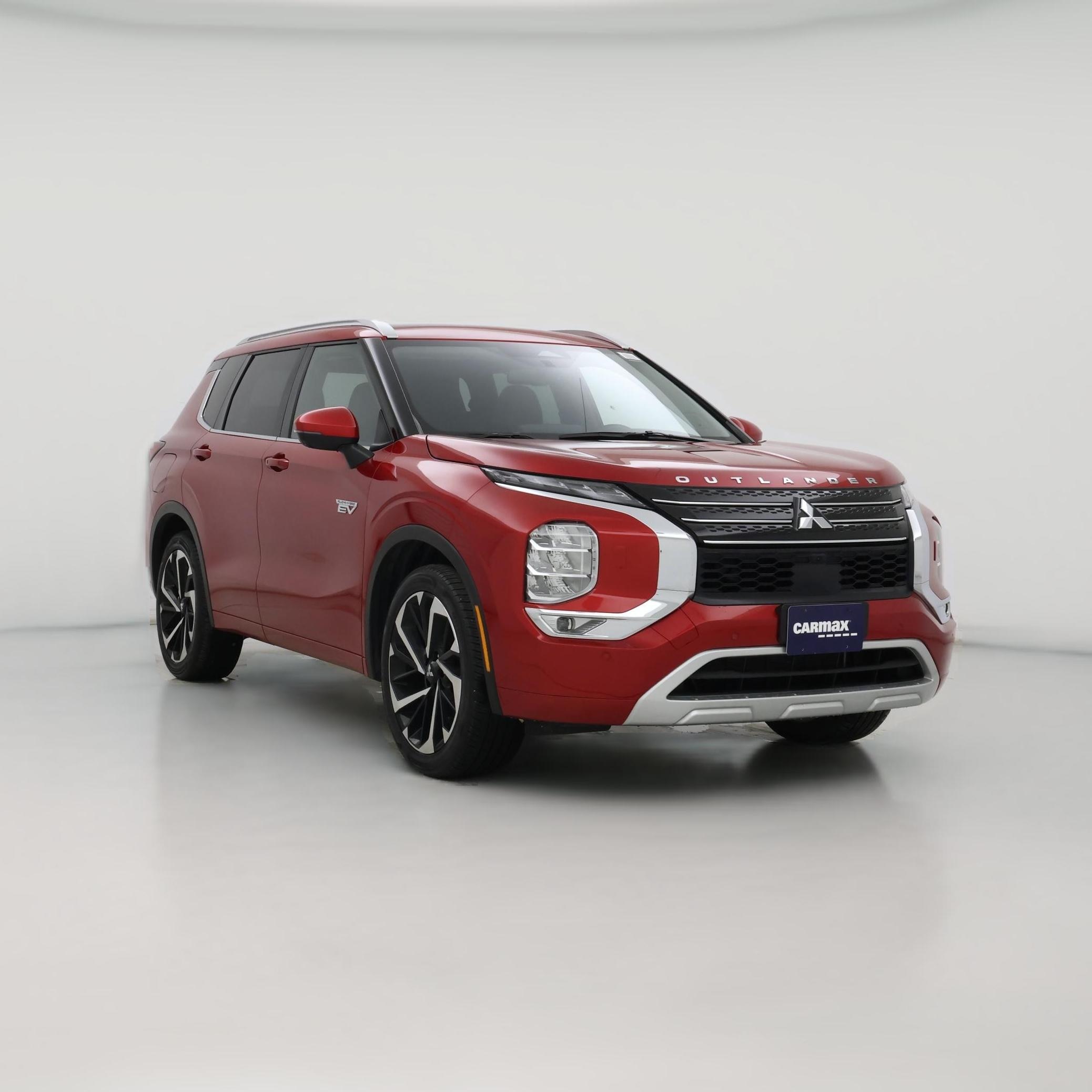 Thumbnail: 2023 Mitsubishi Outlander - 1