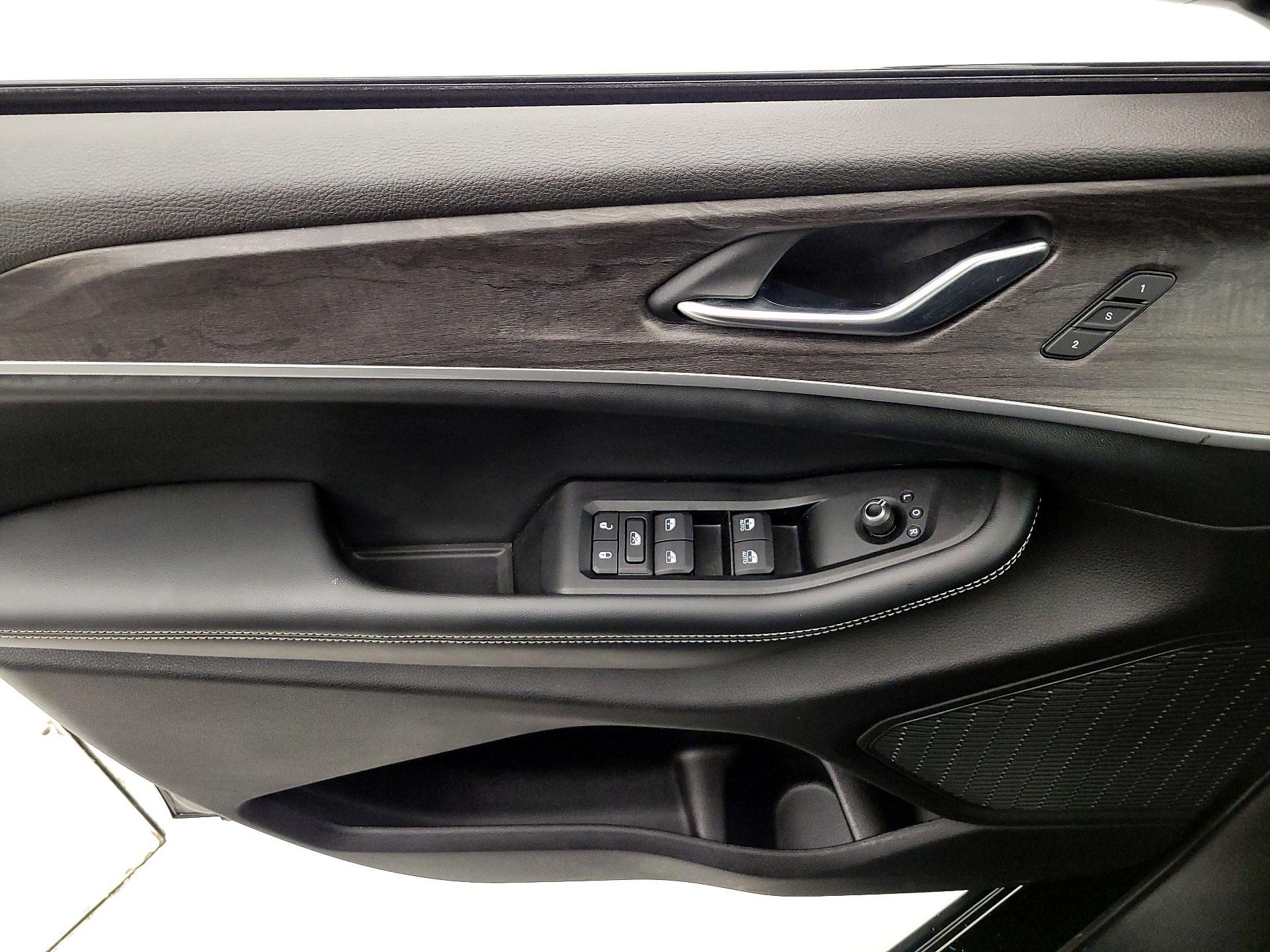 Thumbnail: 2023 Jeep Grand Cherokee - 12