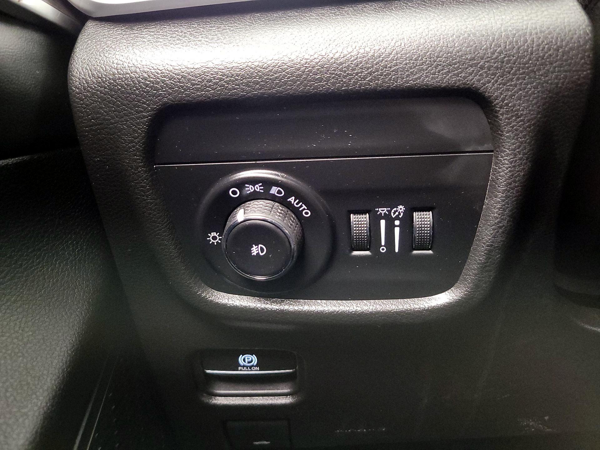 Thumbnail: 2023 Jeep Grand Cherokee - 13