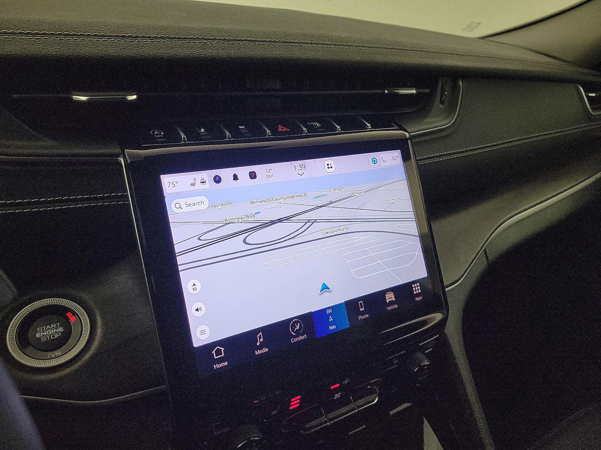 Thumbnail: 2023 Jeep Grand Cherokee - 14