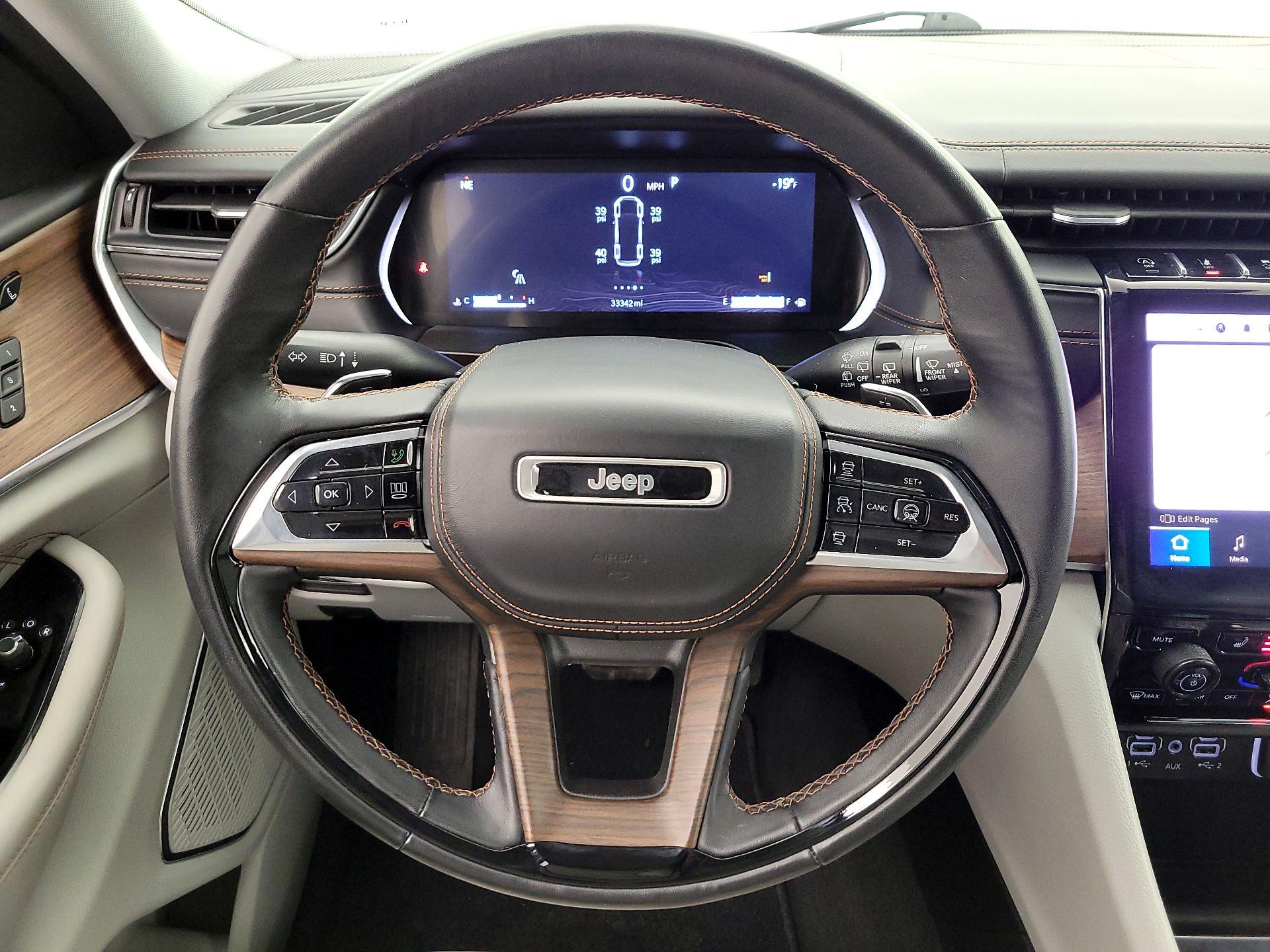 Thumbnail: 2022 Jeep Grand Cherokee - 10