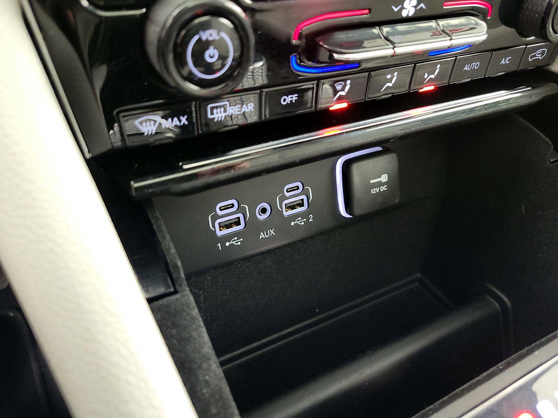 Thumbnail: 2022 Jeep Grand Cherokee - 19