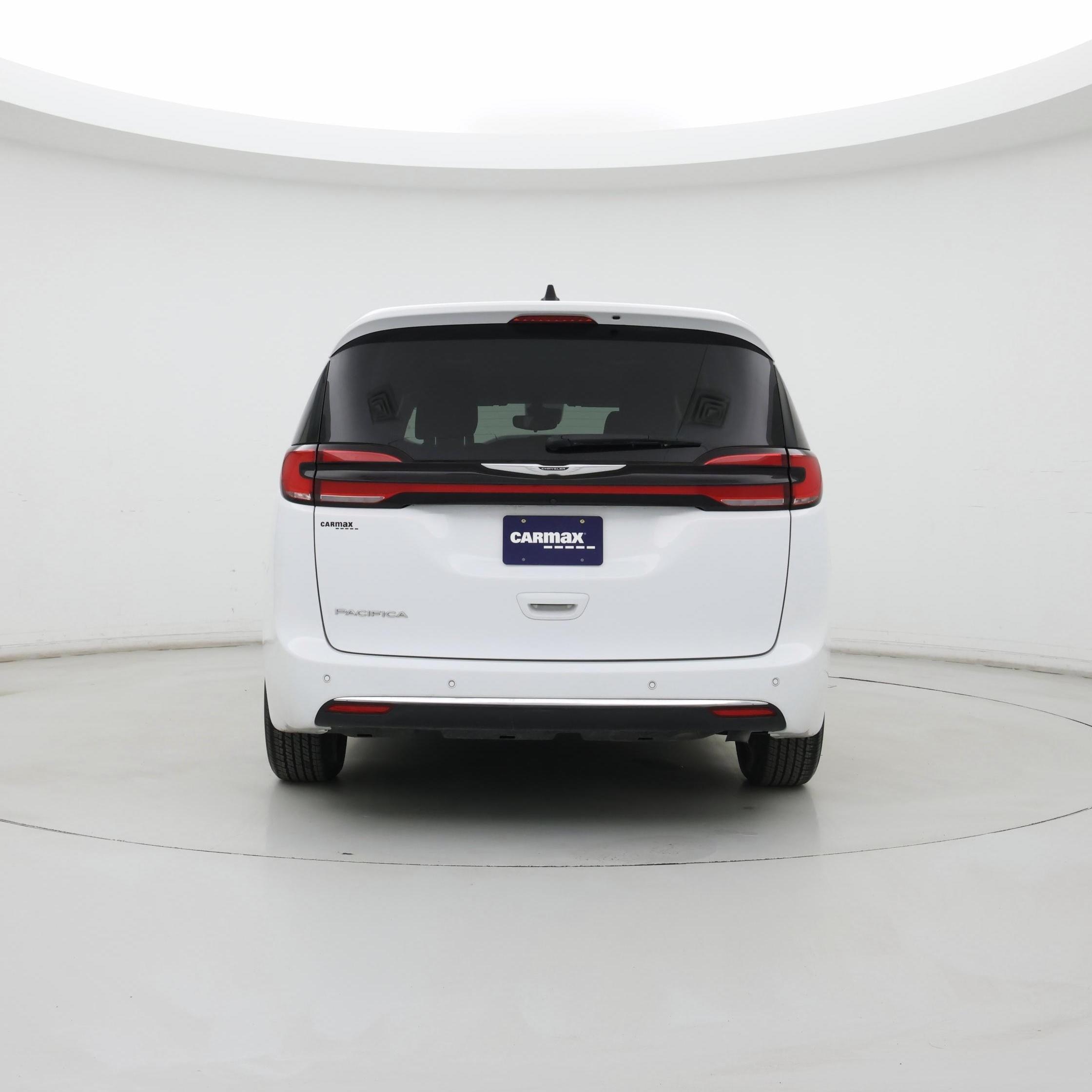 Thumbnail: 2024 Chrysler Pacifica - 6