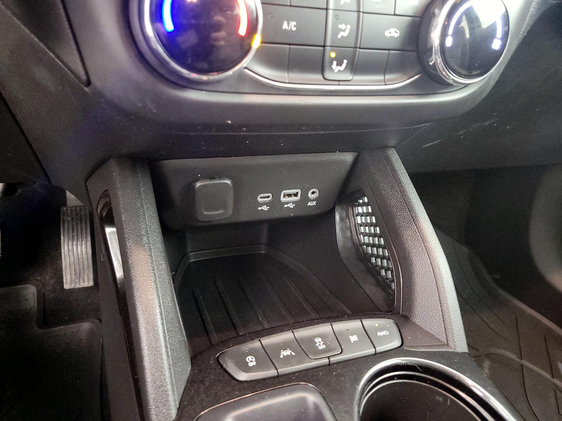 Thumbnail: 2023 Chevrolet TrailBlazer - 19