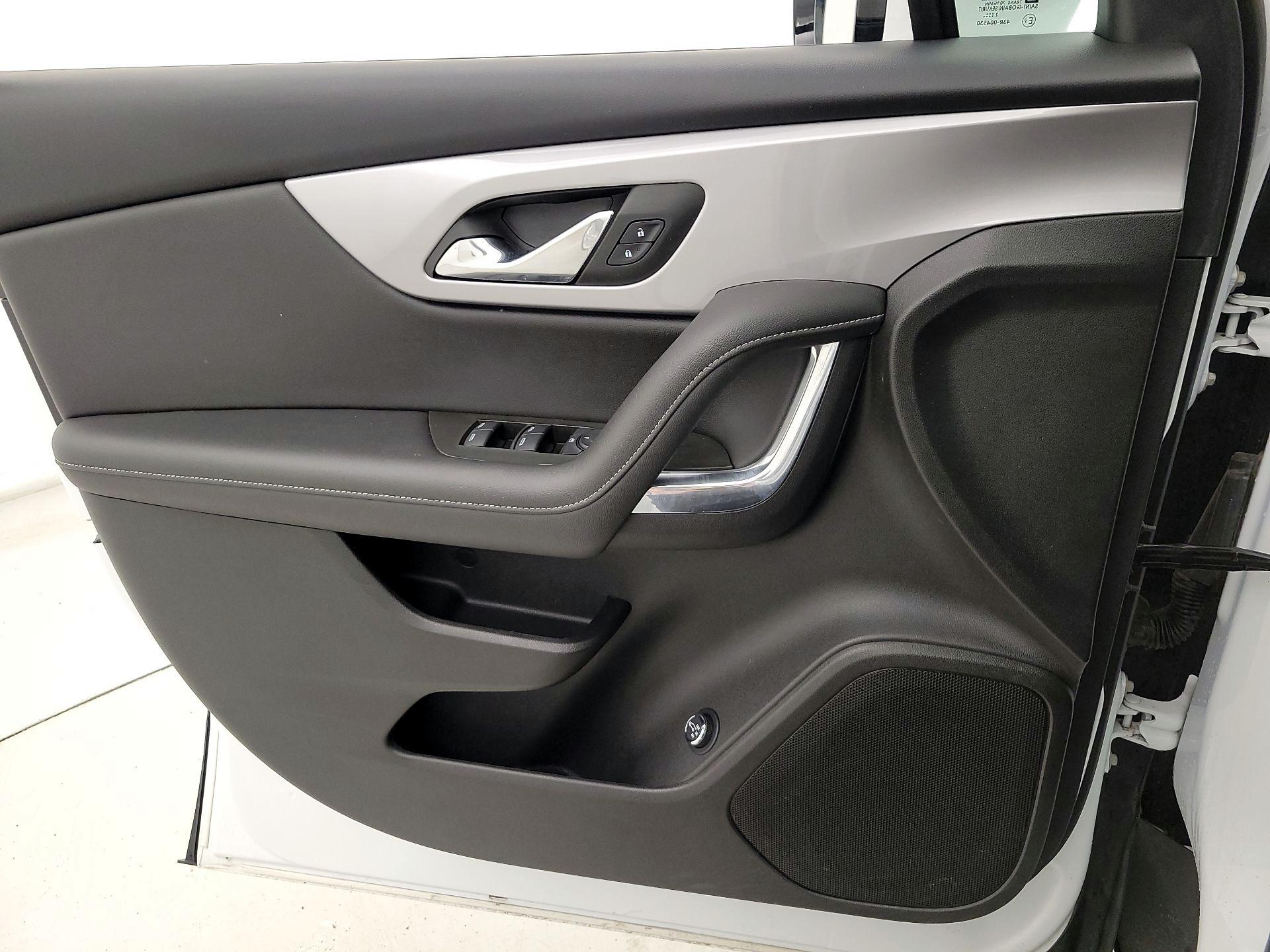 Thumbnail: 2023 Chevrolet Blazer - 12