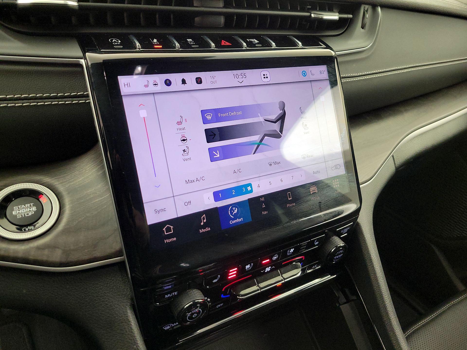 Thumbnail: 2023 Jeep Grand Cherokee - 17